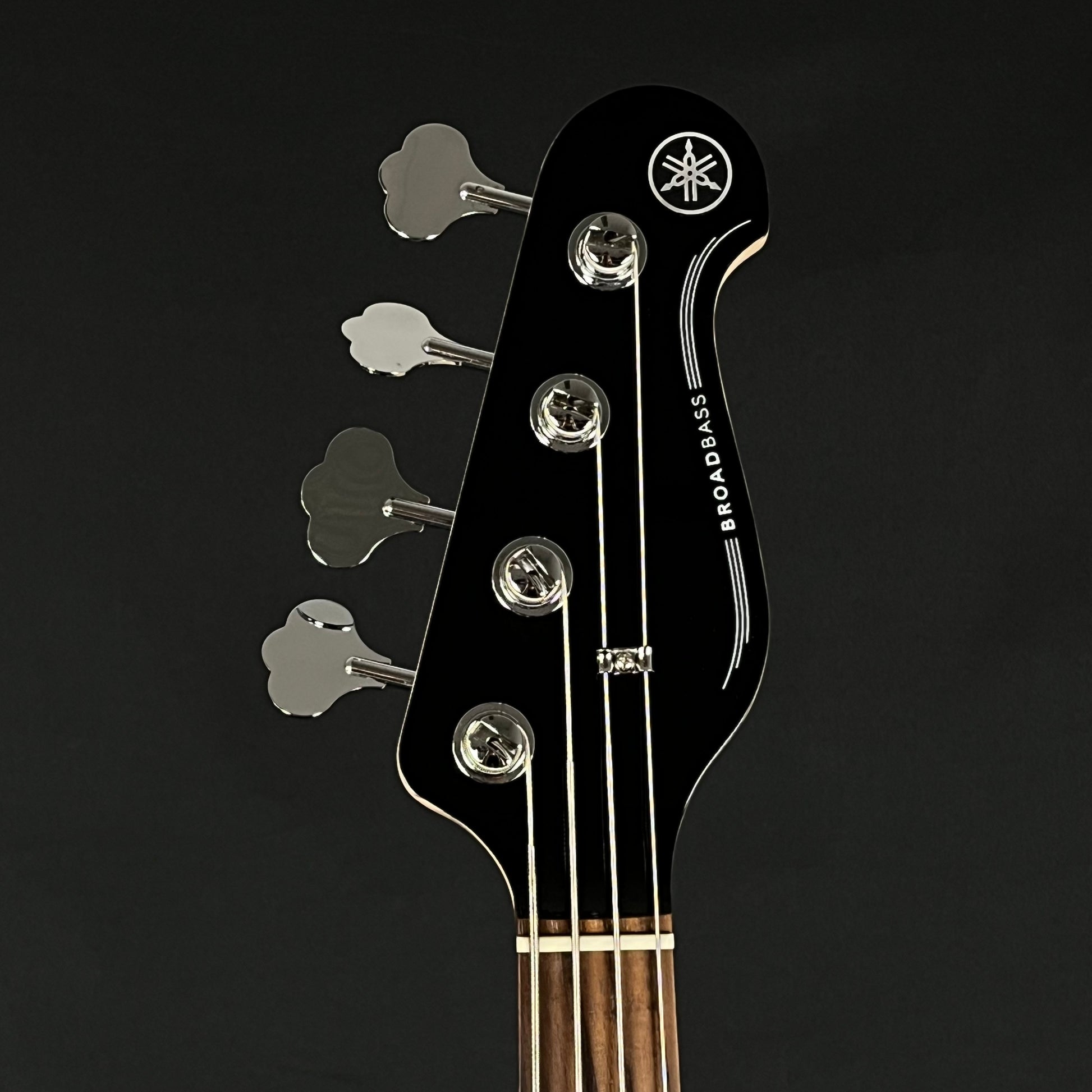 YAMAHA BB434 Bass