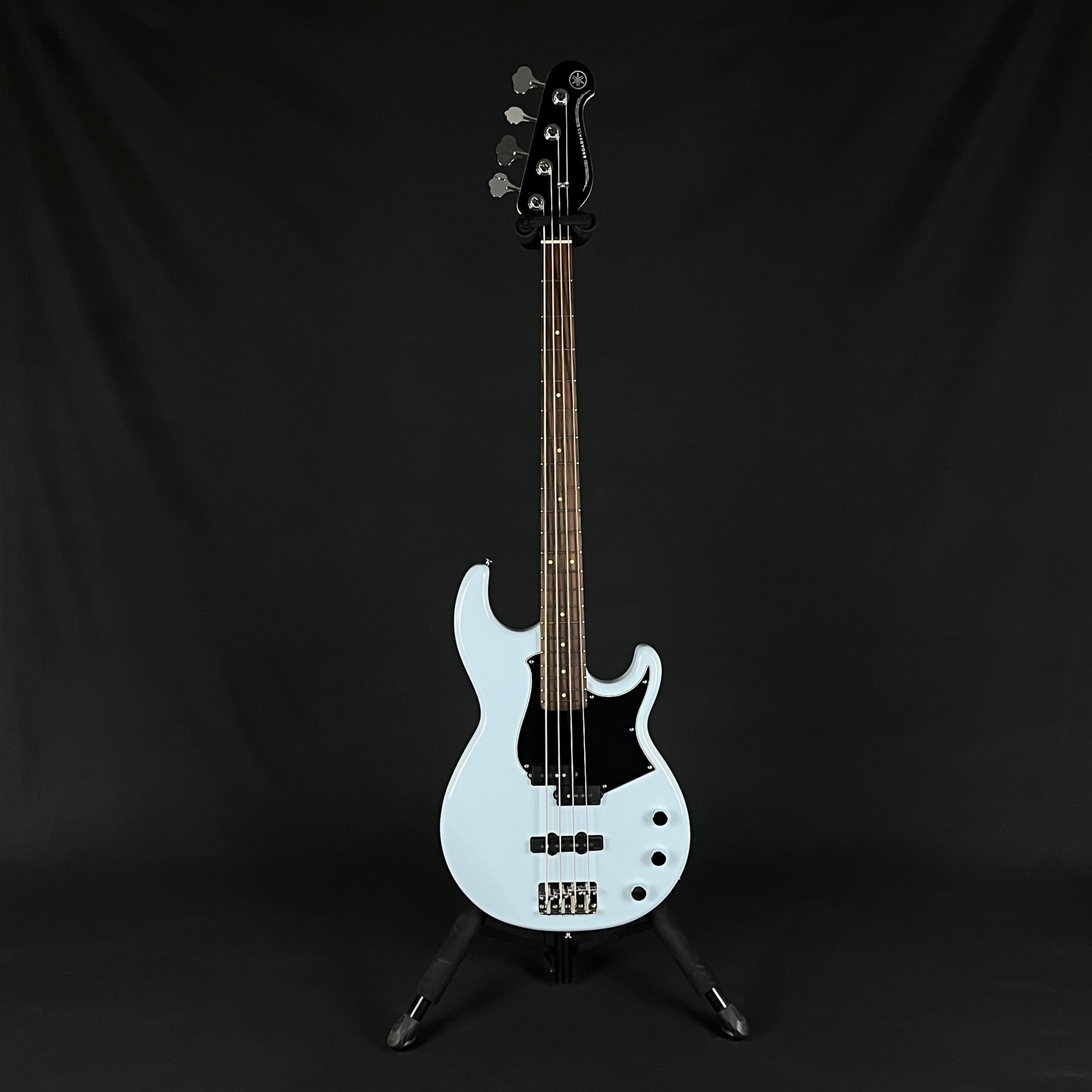 YAMAHA BB434 Bass