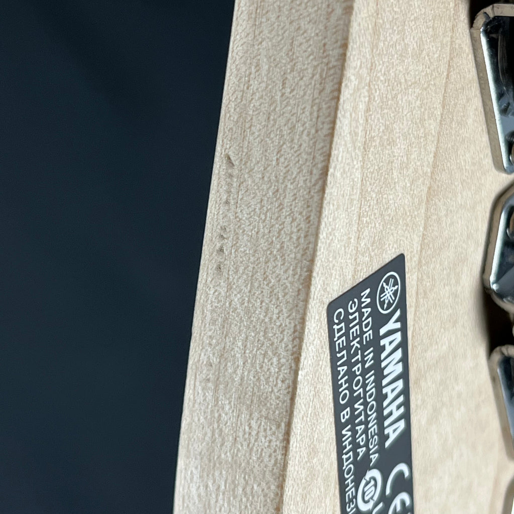 YAMAHA BB234 Bass