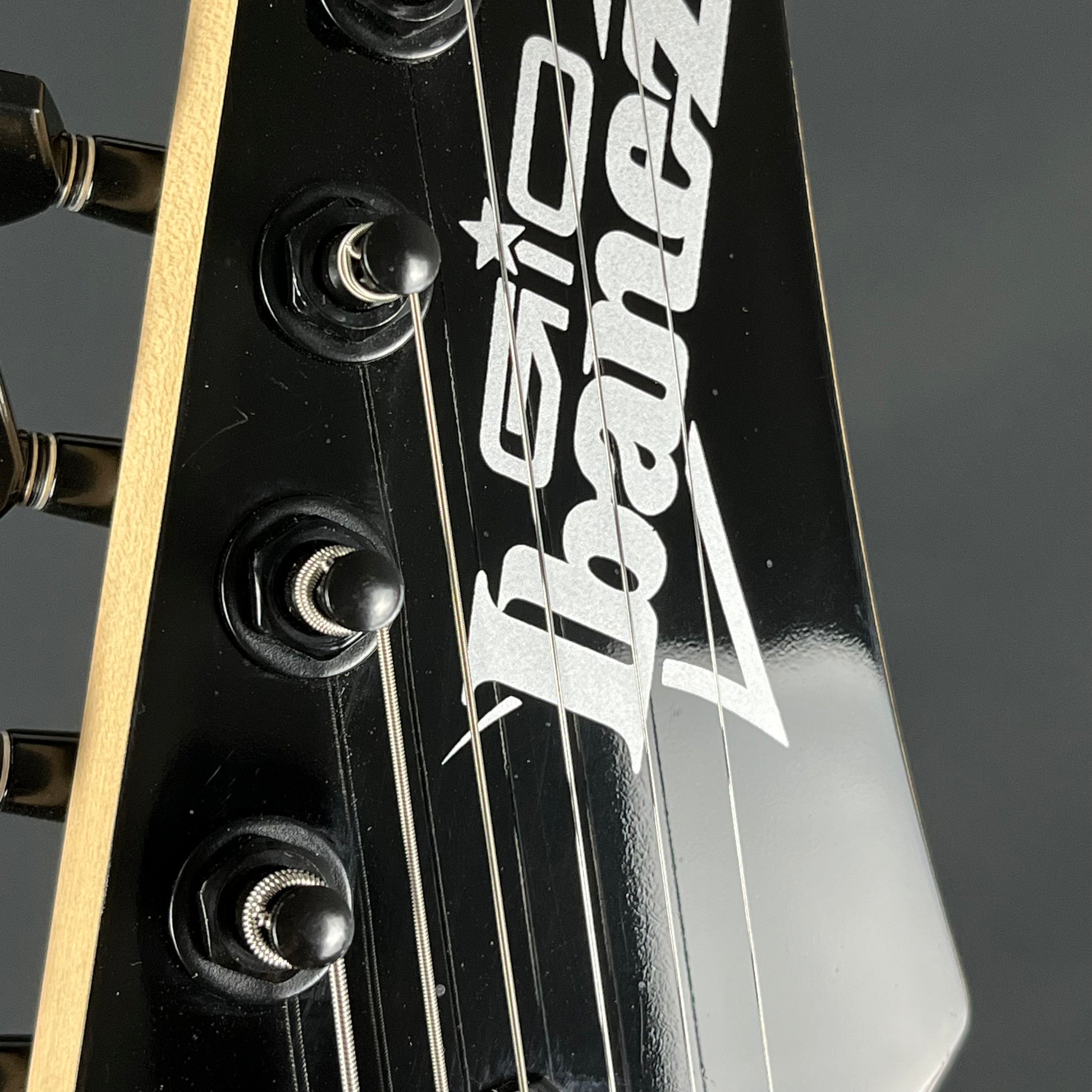 Ibanez GRG7221QA