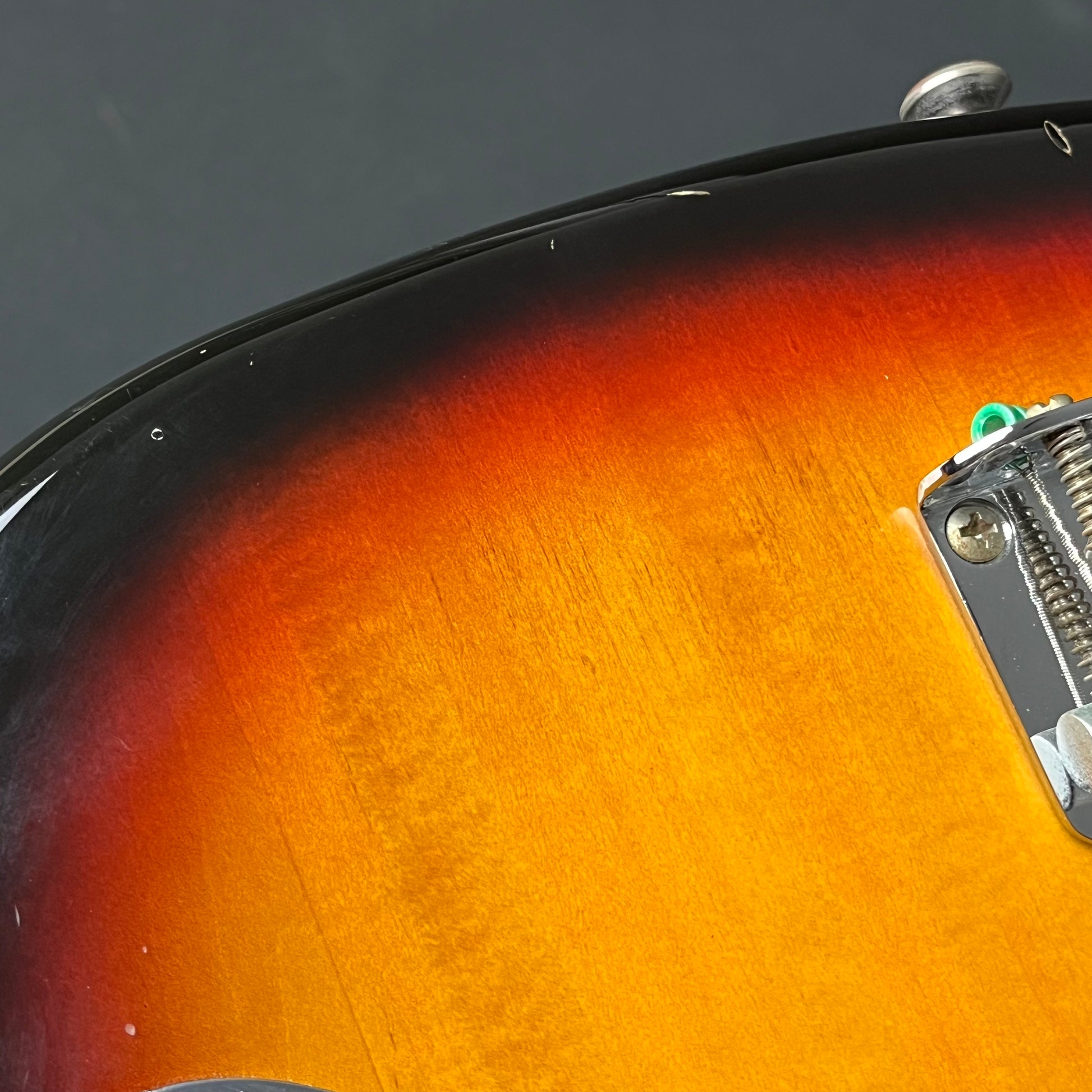 Squier Jaguar Bass