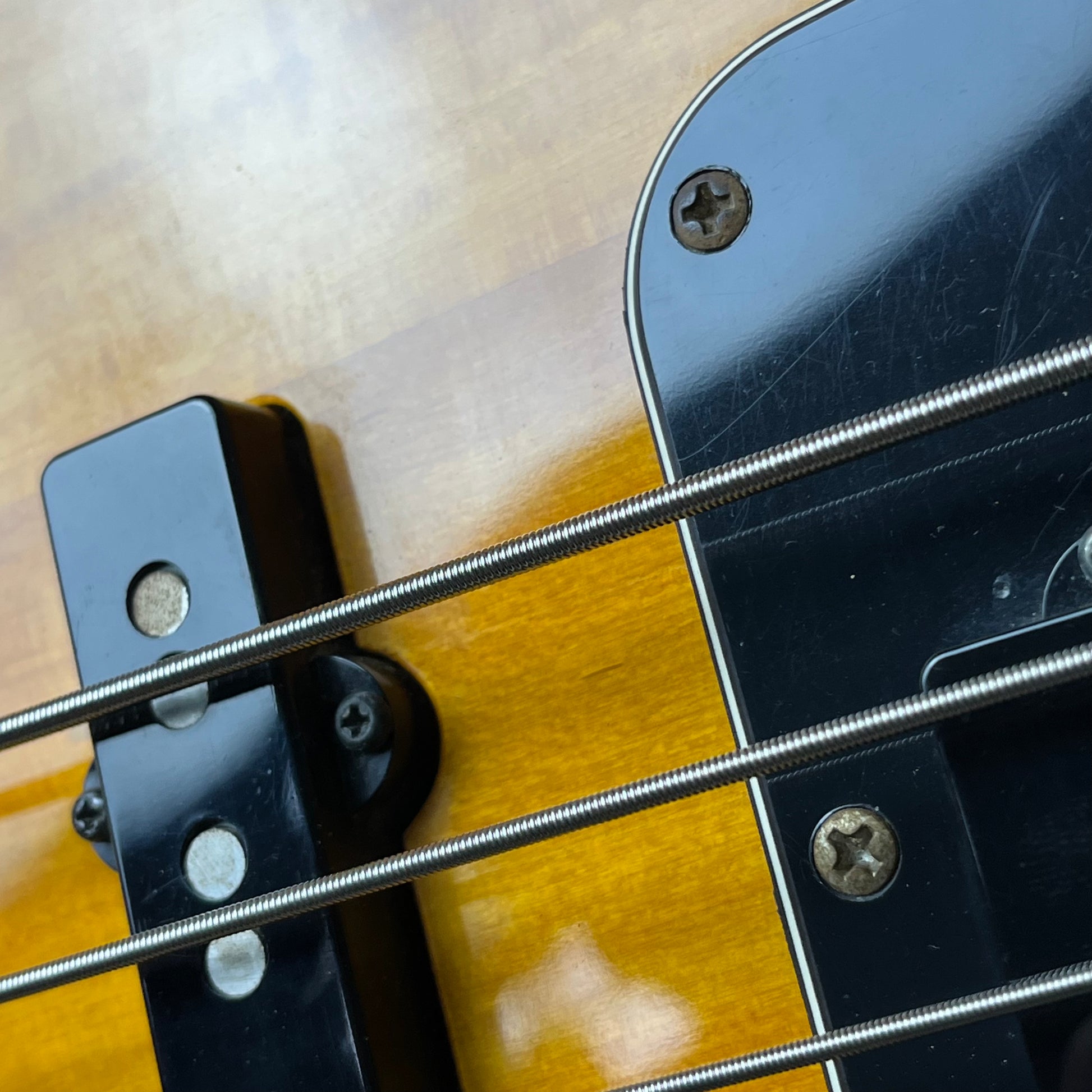 Squier Jaguar Bass