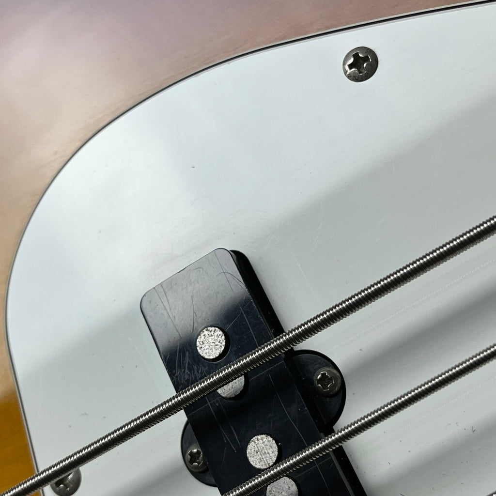 FGN Japan J-Standard Jazz Bass