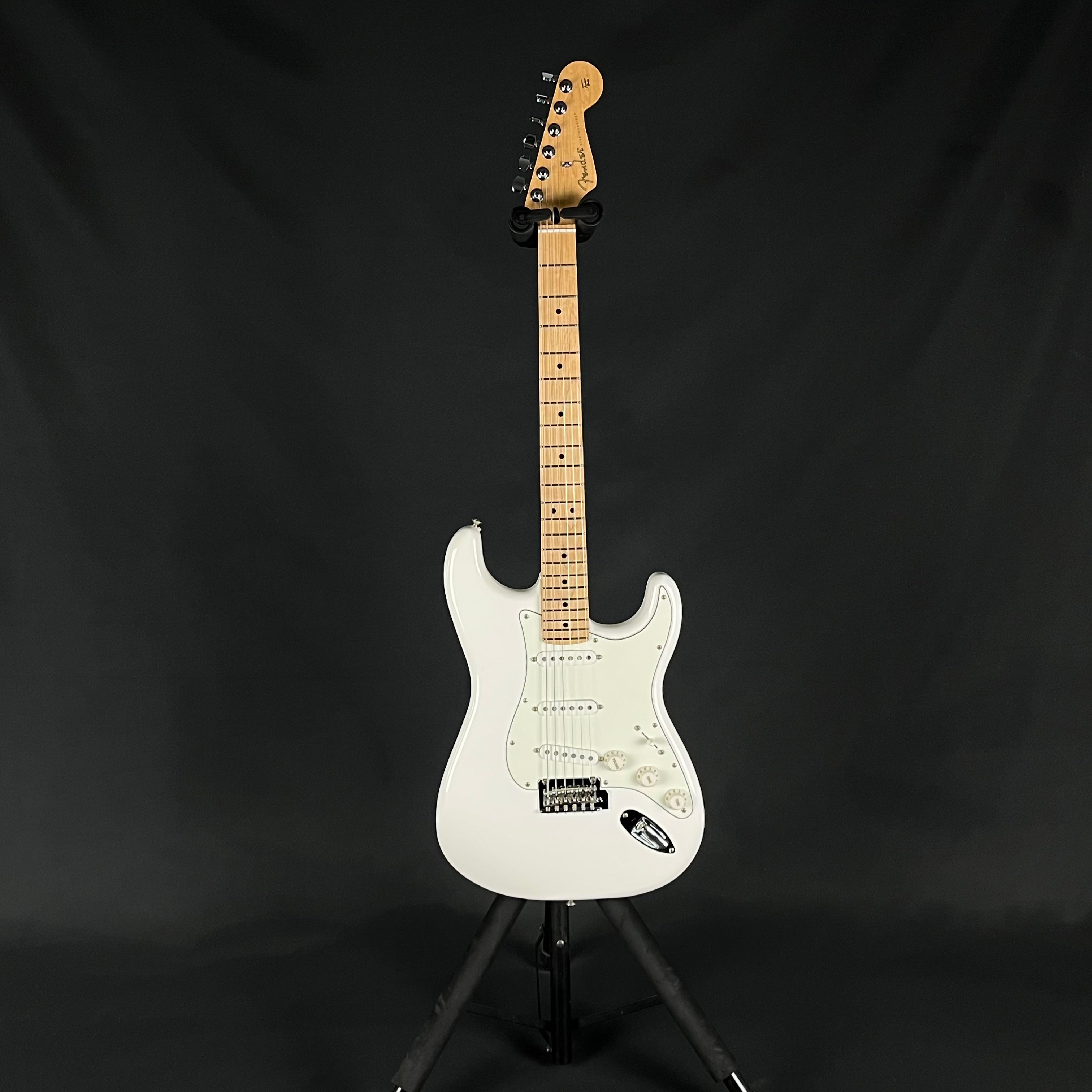 Fender Player Stratocaster MN PW 2022