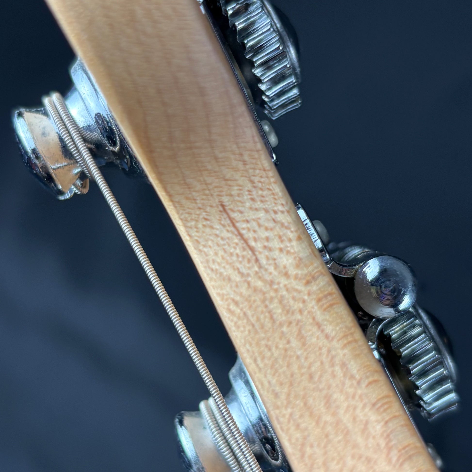 Squier Affinity Jazz Bass 2020