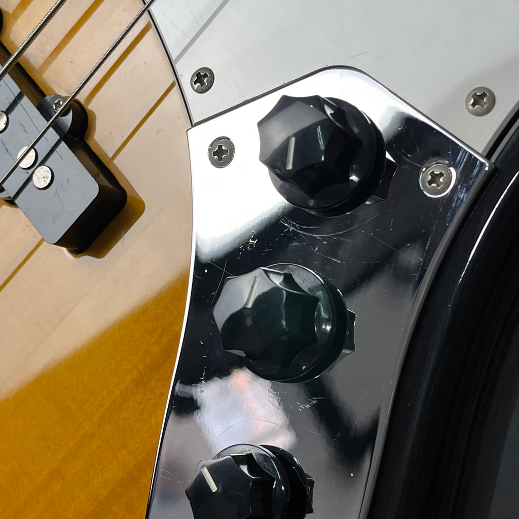 FGN Japan J-Standard Jazz Bass