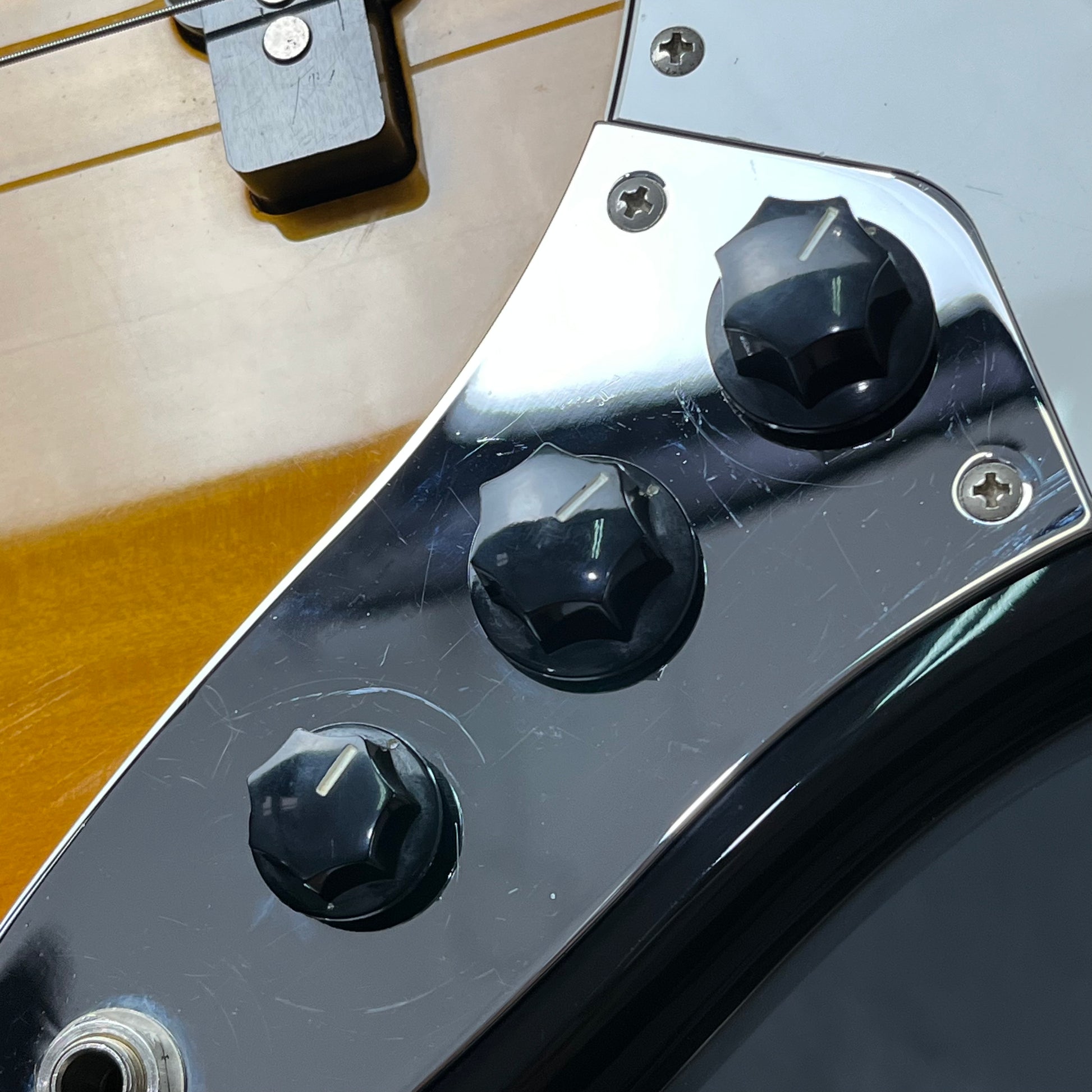 FGN Japan J-Standard Jazz Bass