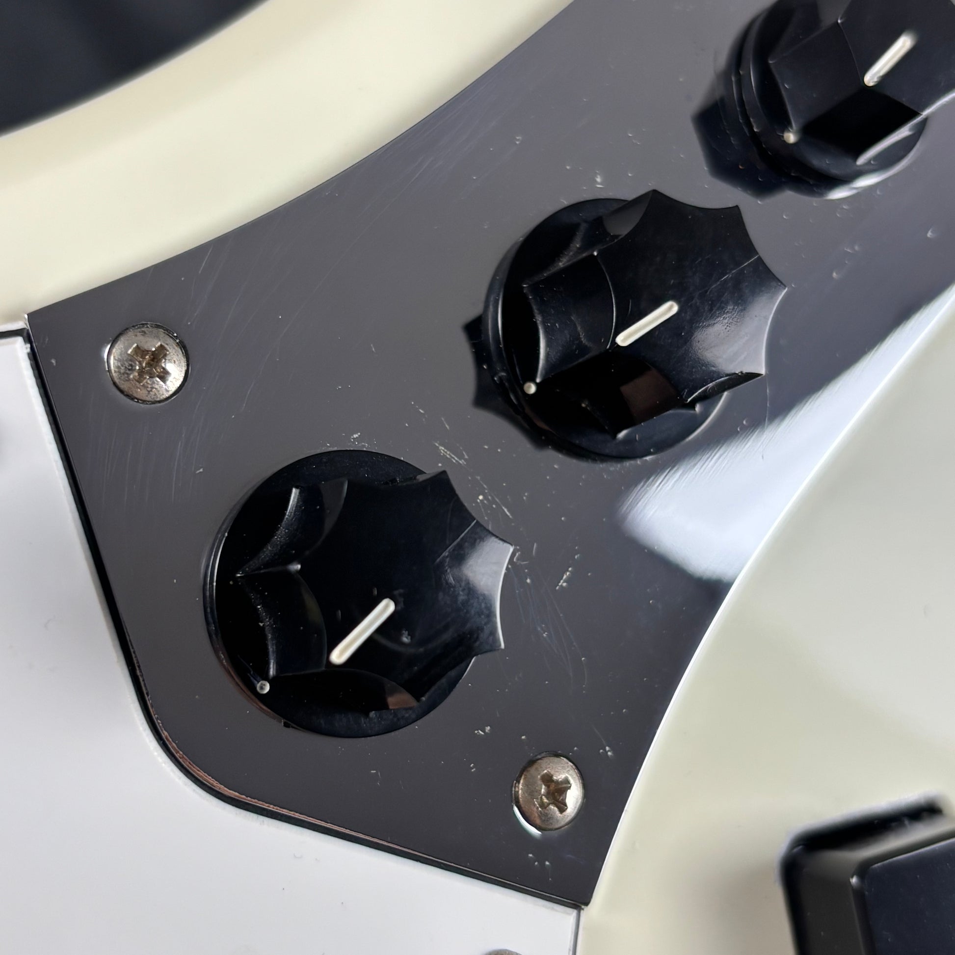 Squier Affinity Jazz Bass 2020