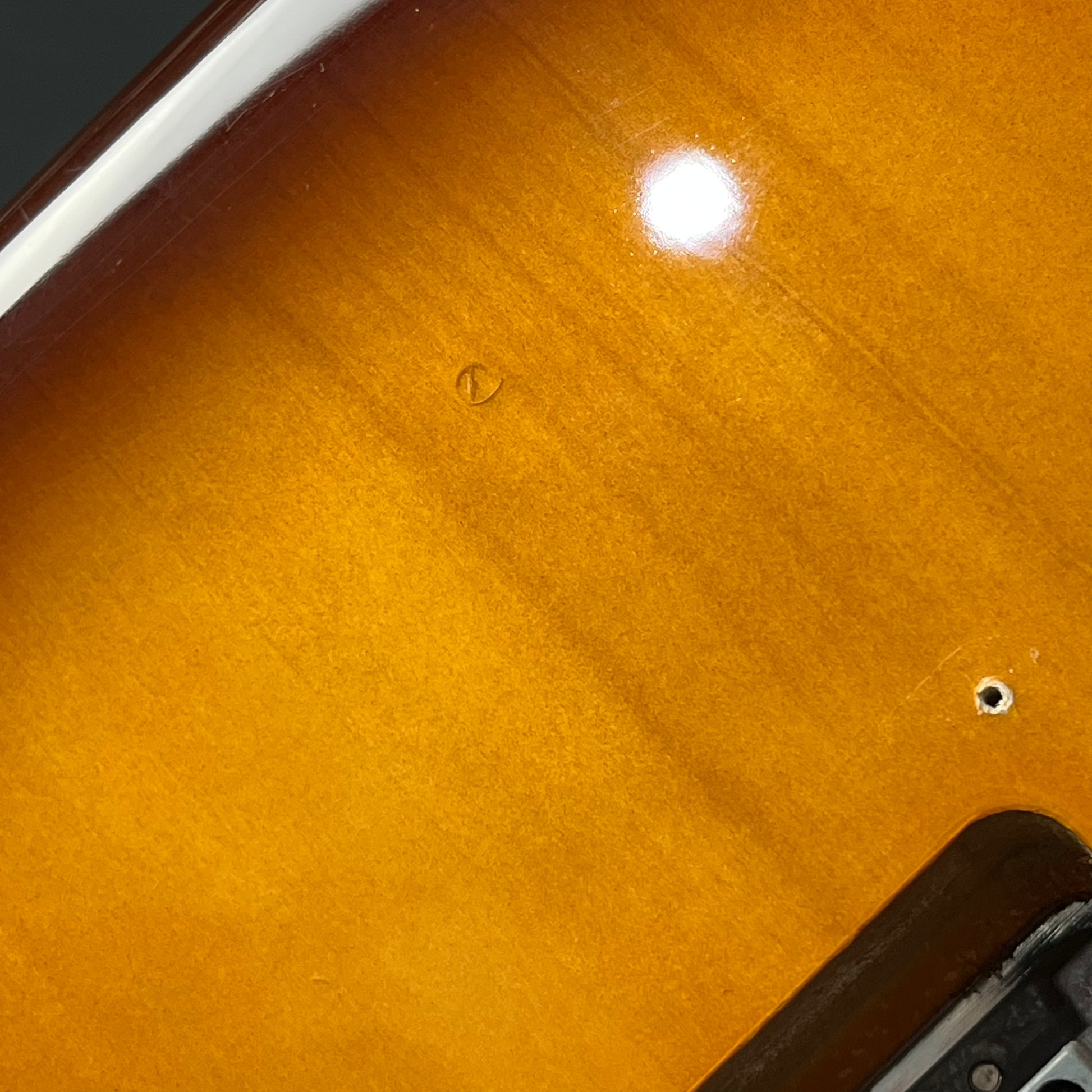 Squier FSR Affinity Stratocaster Honey Burst