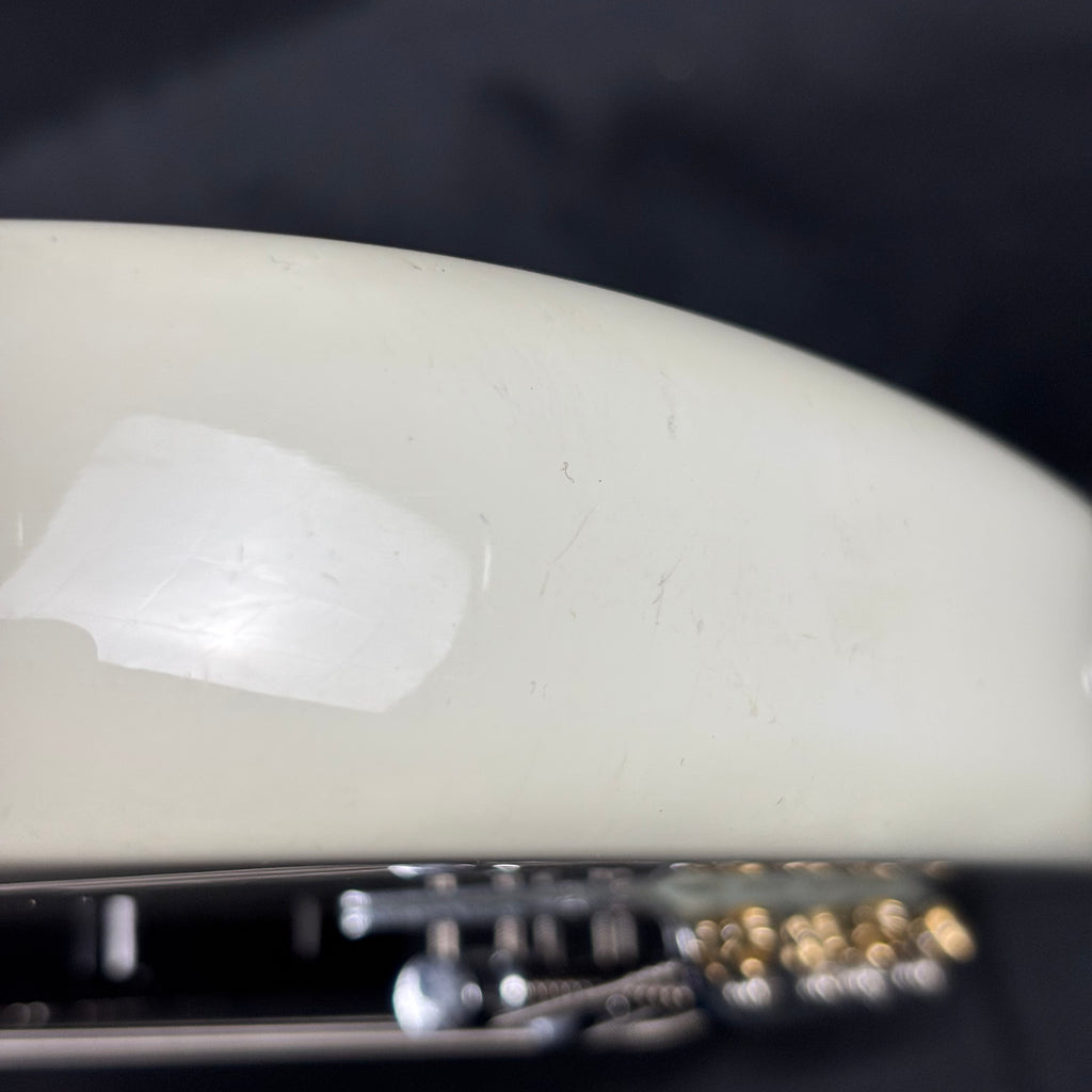 Squier Affinity Jazz Bass 2020