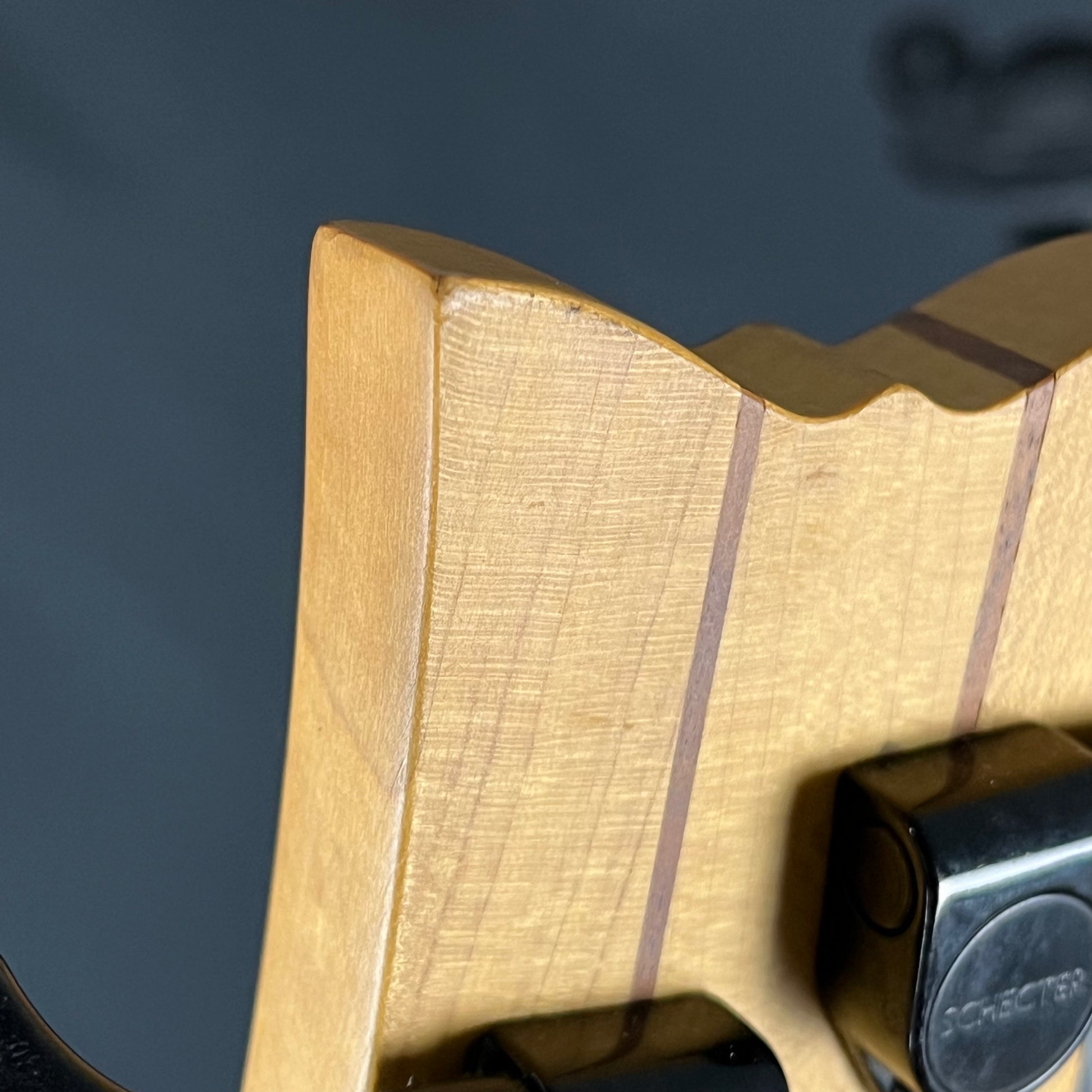 Schecter Stiletto Custom 5