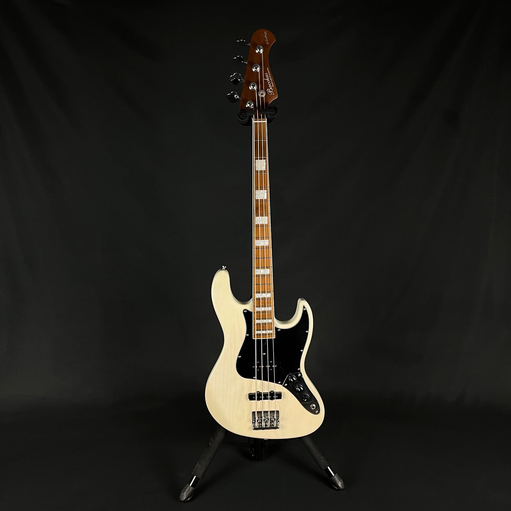 Bacchus WL4-ASH RSM/M