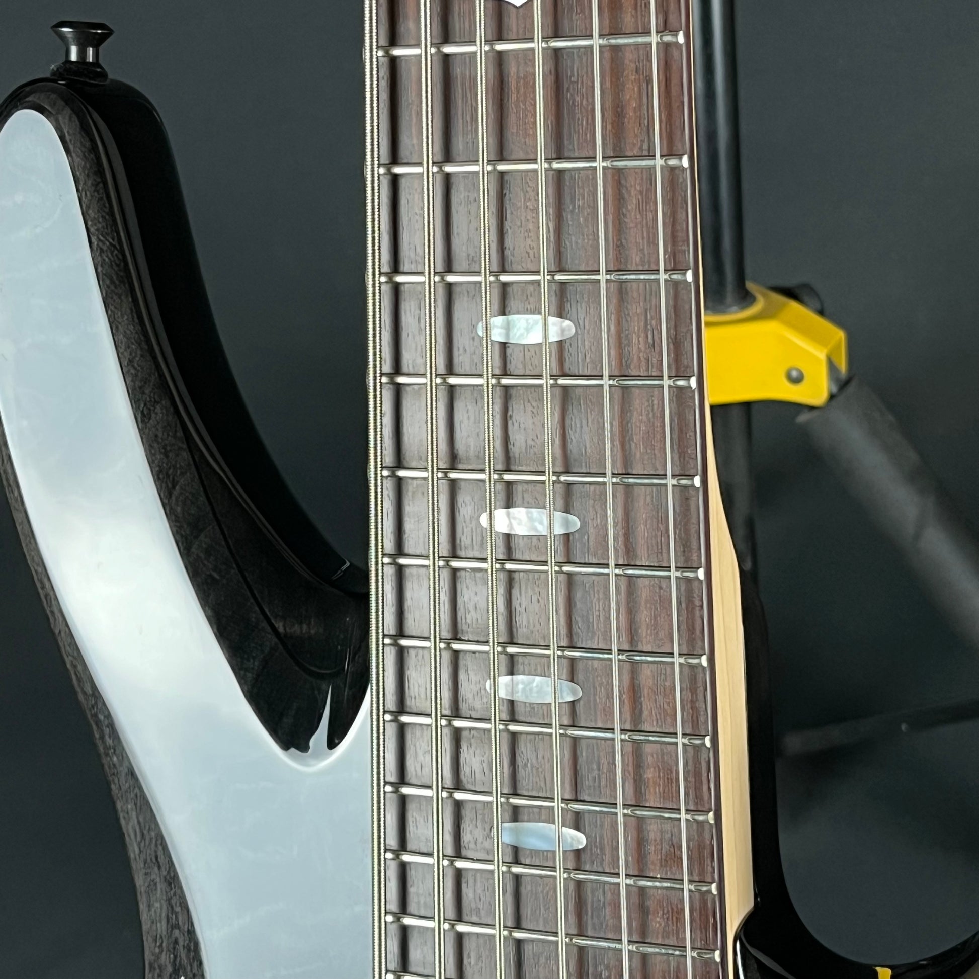 YAMAHA TRB1006 Bass