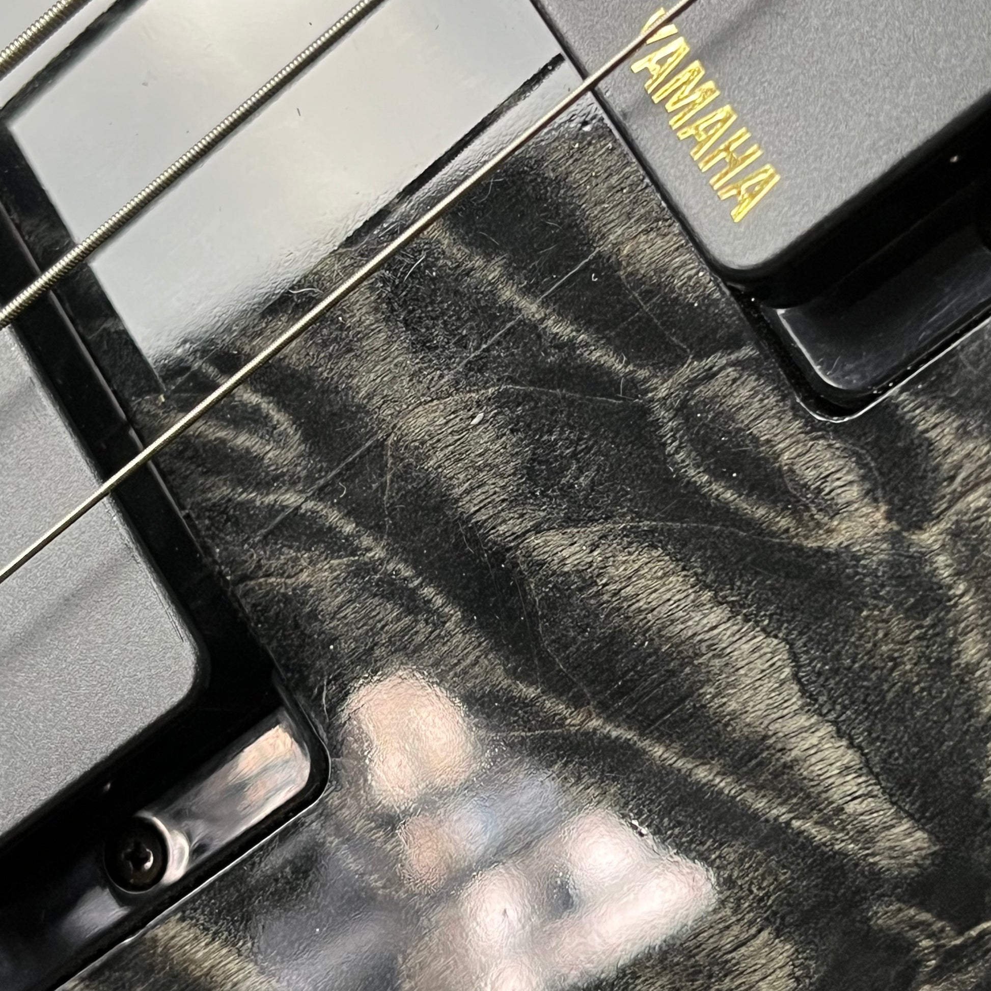 YAMAHA TRB1006 Bass