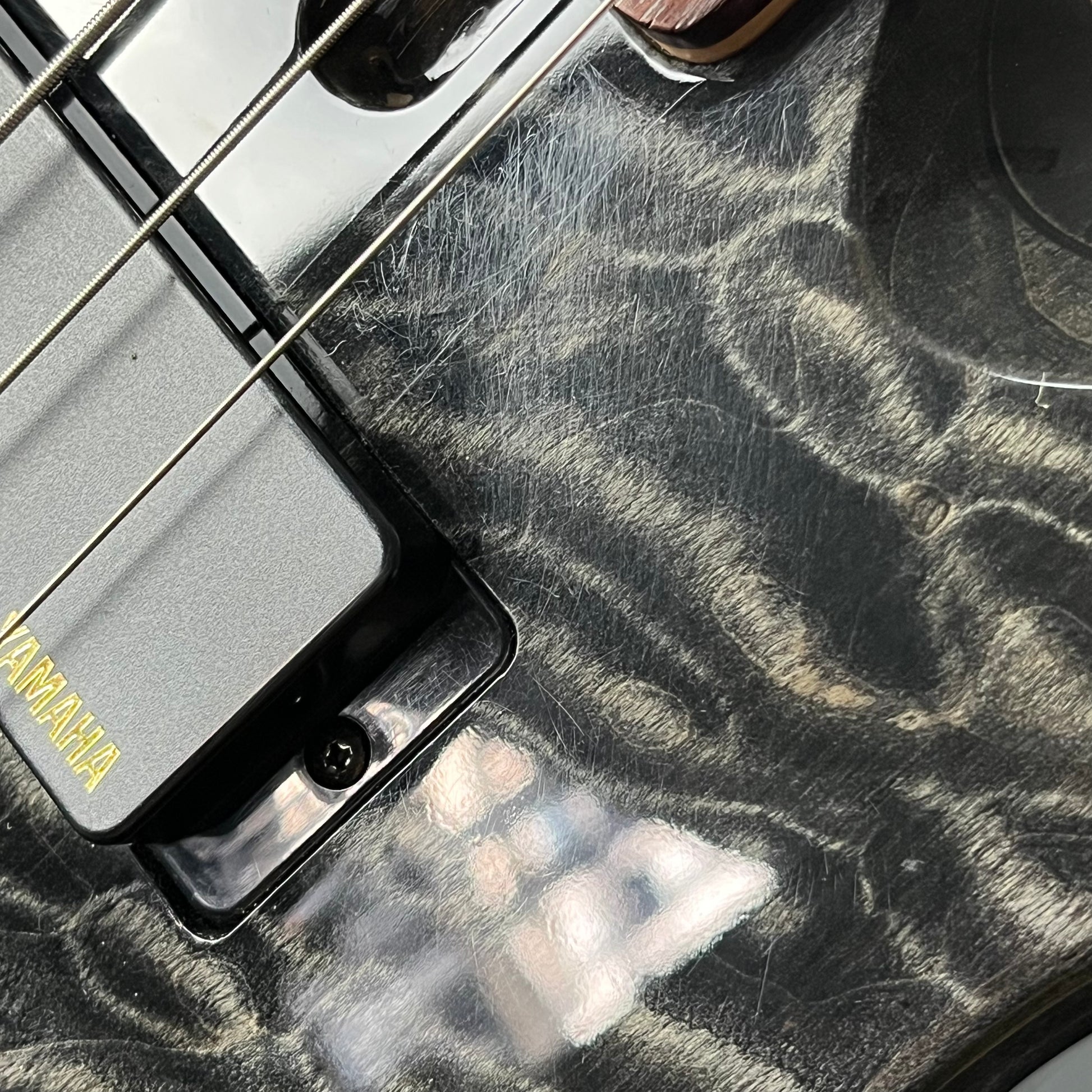 YAMAHA TRB1006 Bass