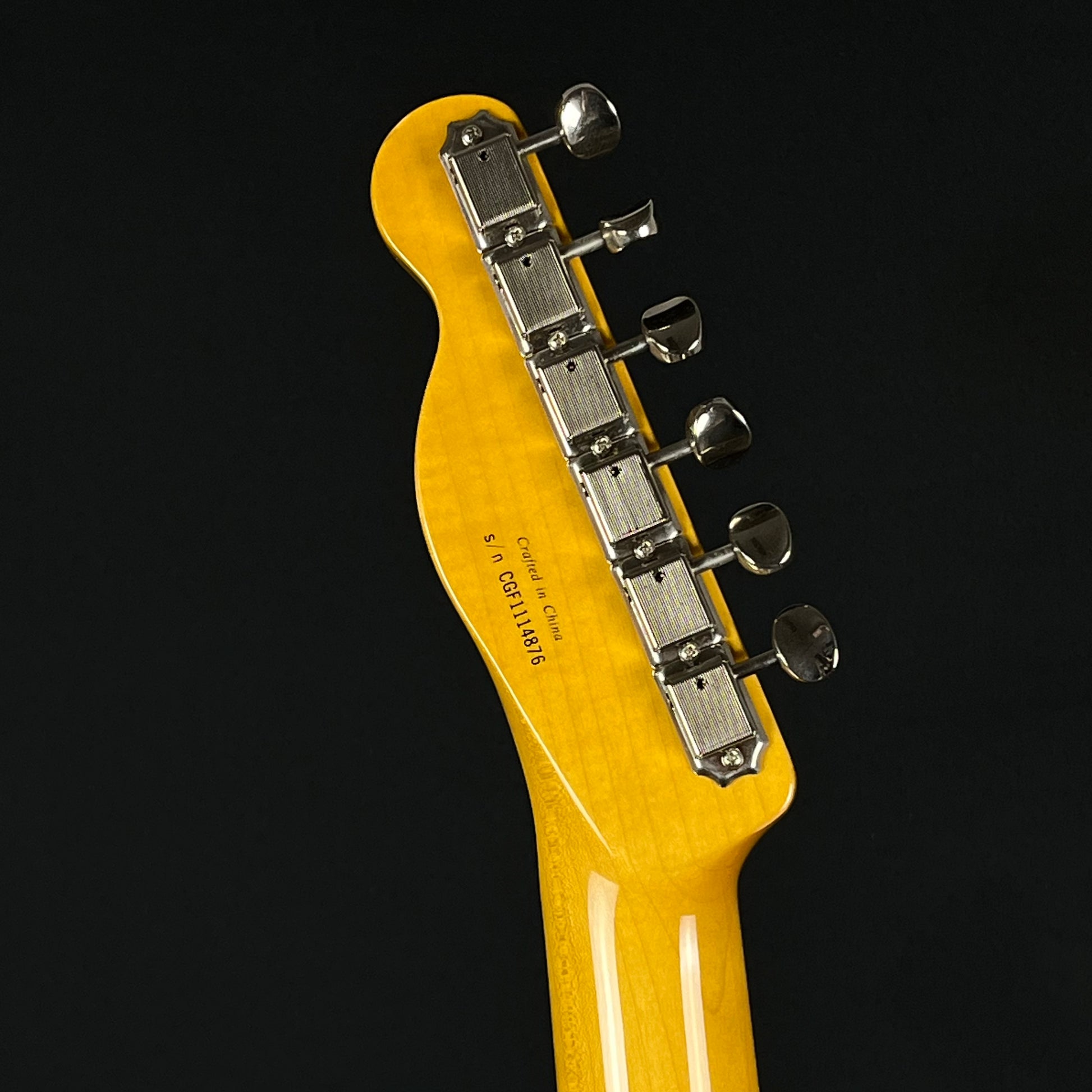 Fender Modern Player Telecaster Thinline Deluxe