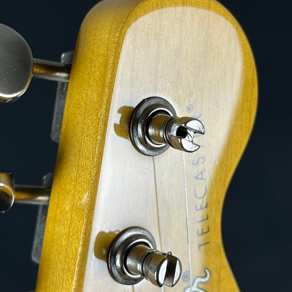 Fender Modern Player Telecaster Thinline Deluxe