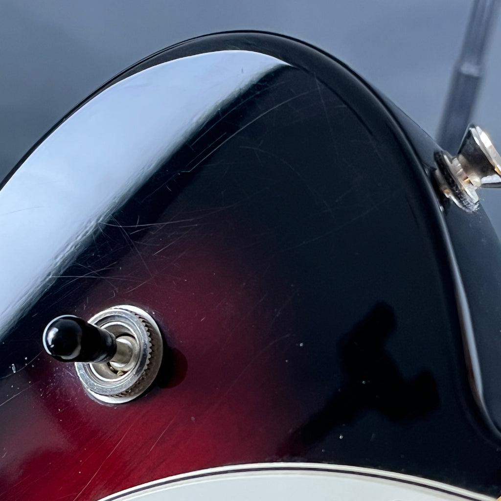 Fender Modern Player Telecaster Thinline Deluxe