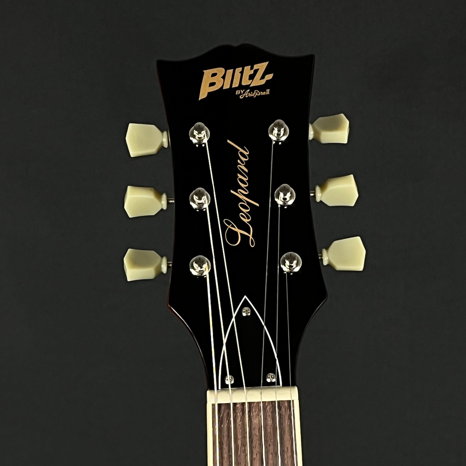 Blitz by Aria Pro II Leopard
