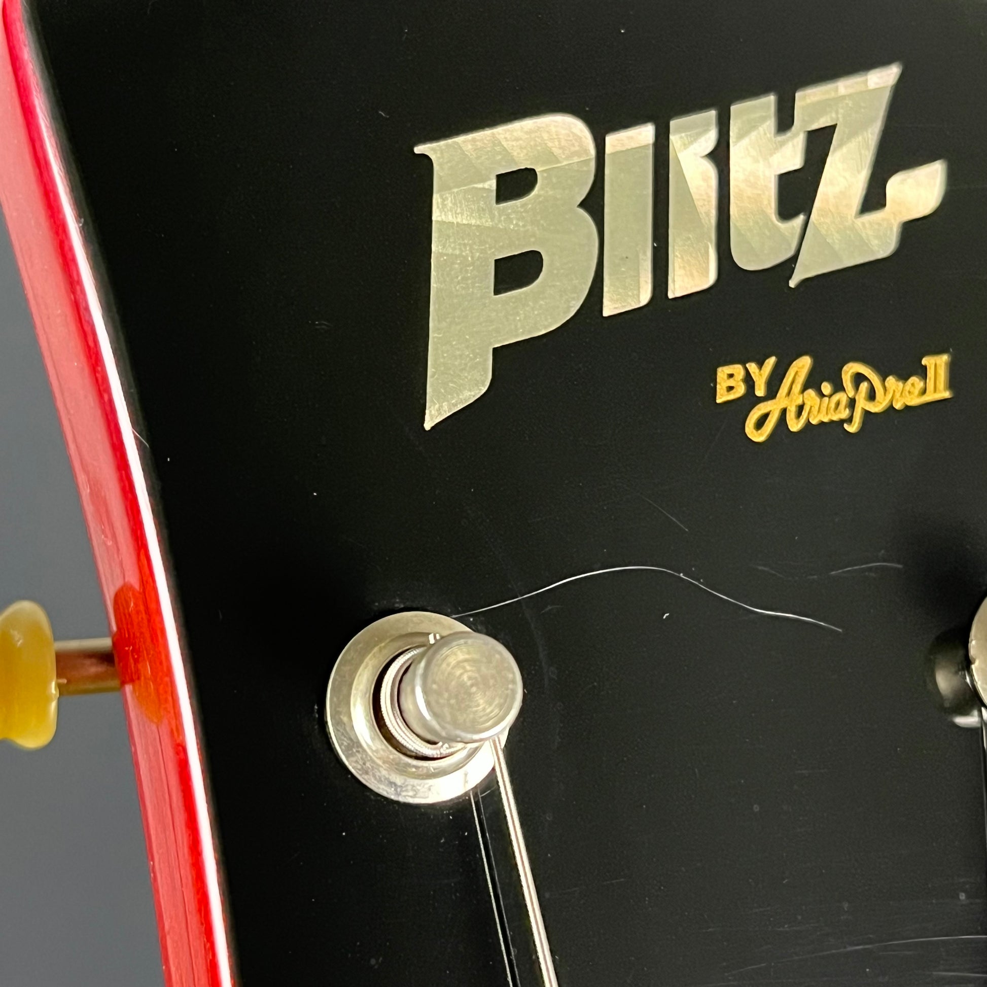 Blitz by Aria Pro II SG