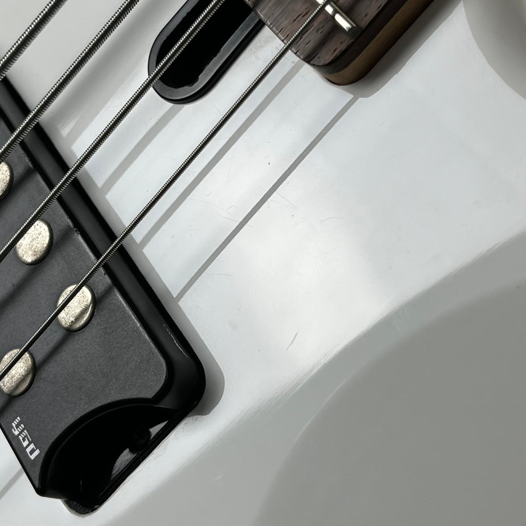 YAMAHA TRBX304 Bass