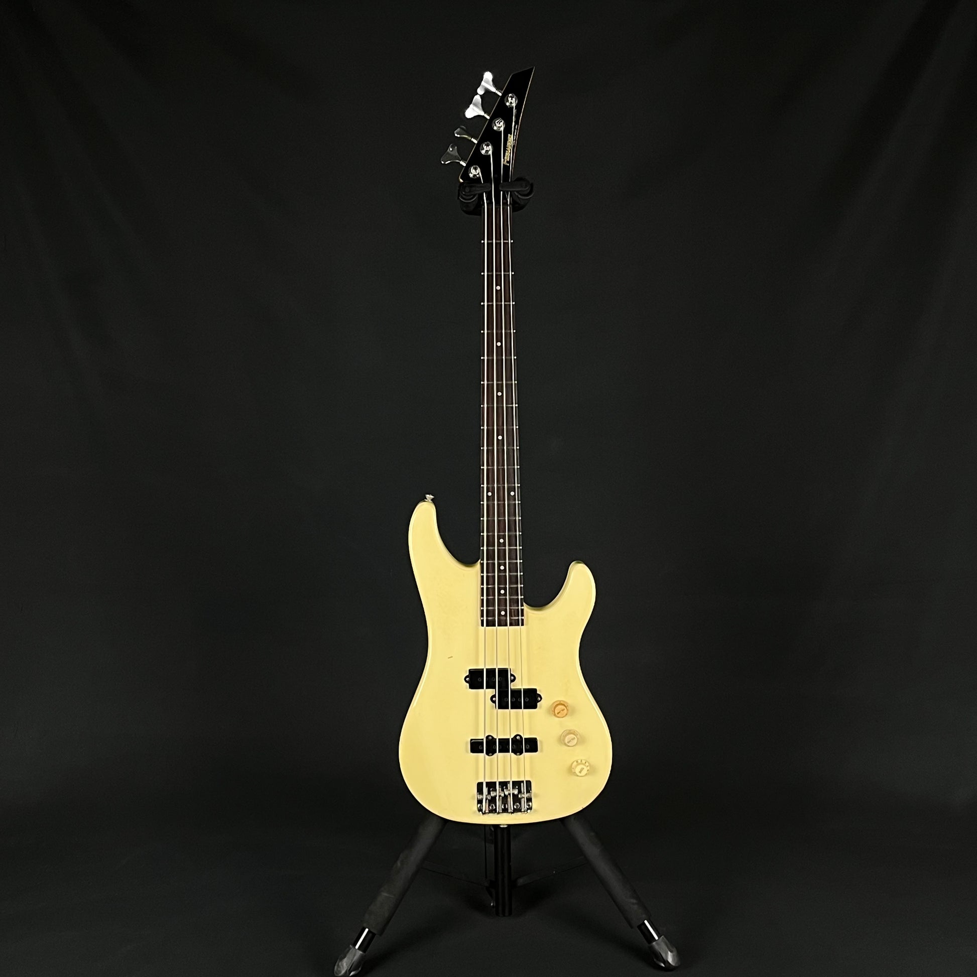 Fernandes PJ Bass
