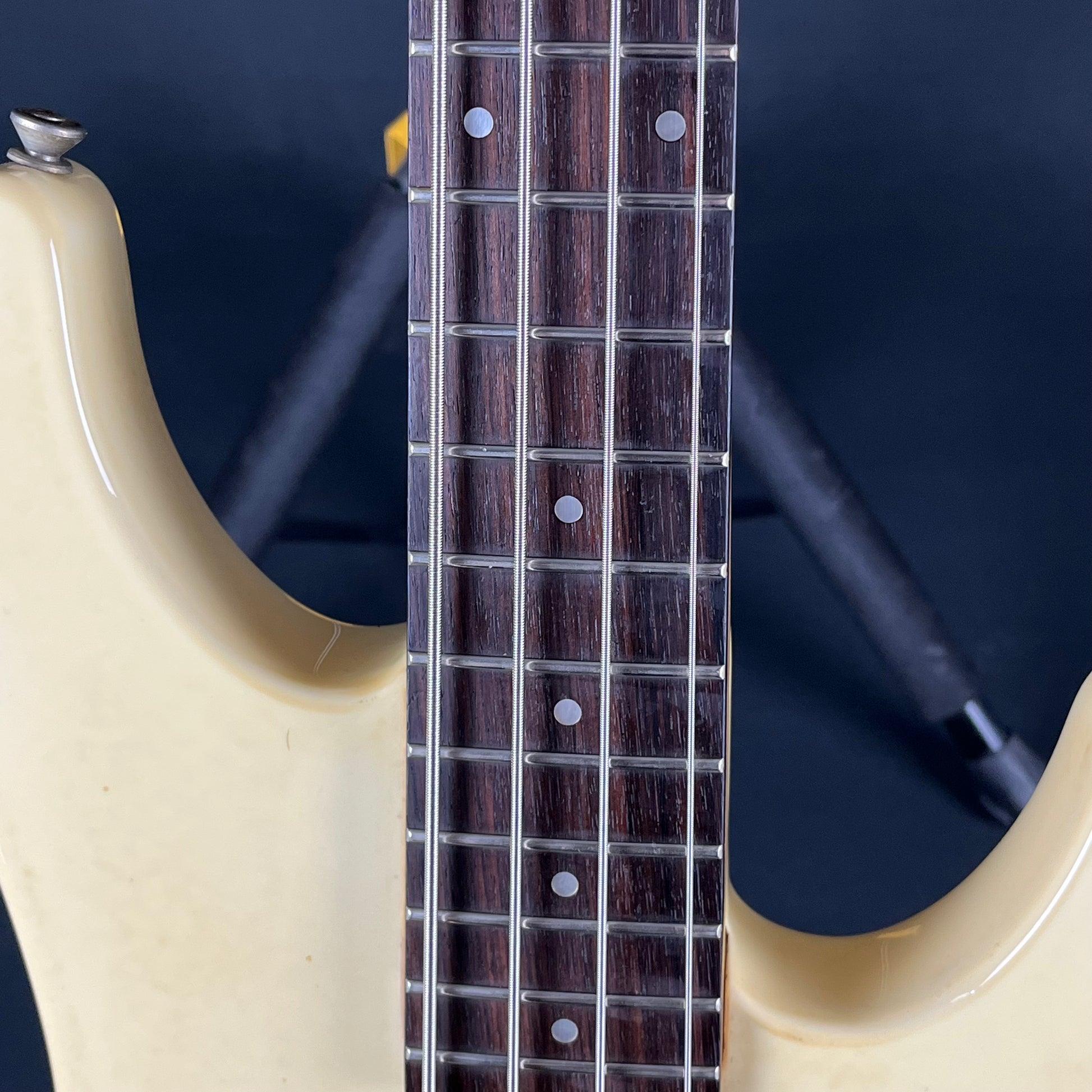 Fernandes PJ Bass