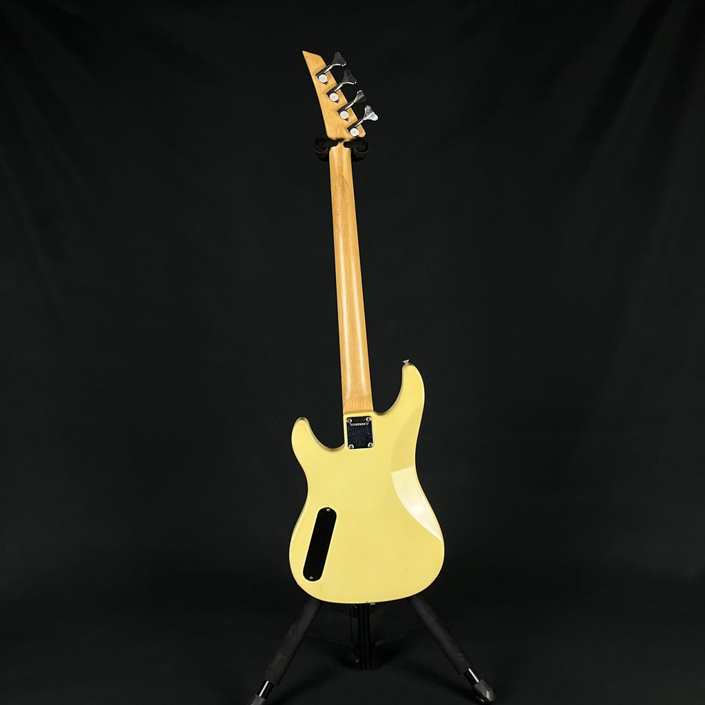 Fernandes PJ Bass