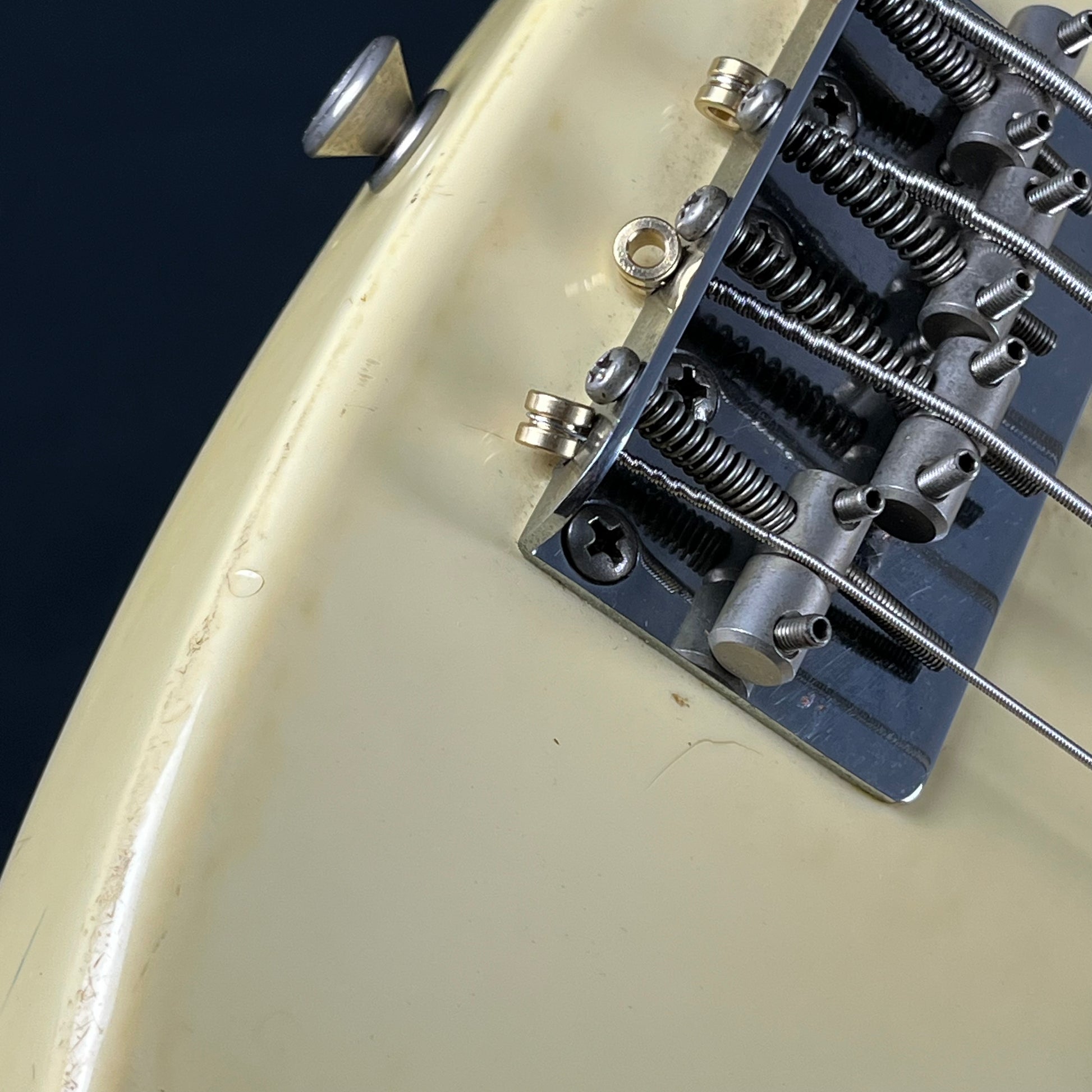 Fernandes PJ Bass