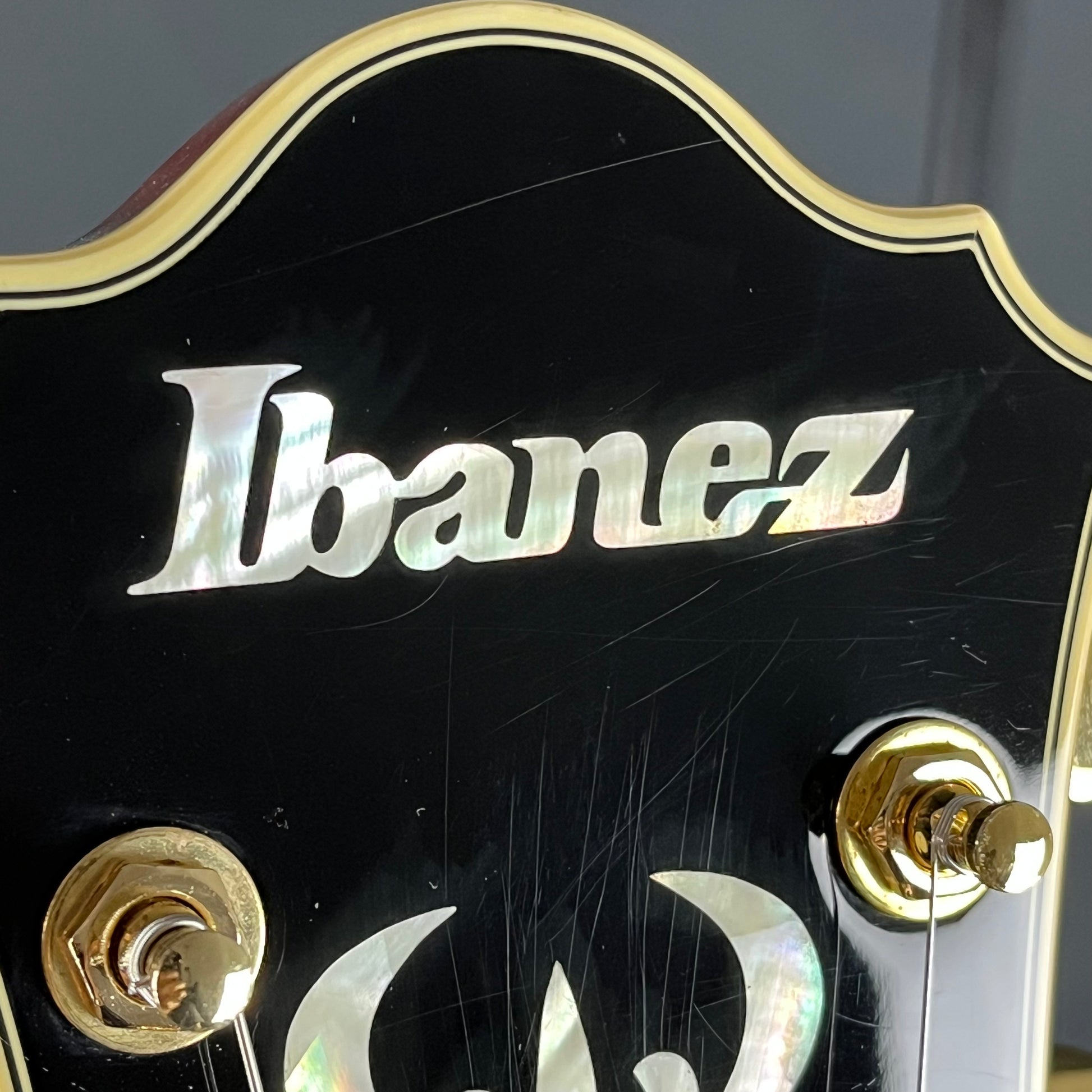 Ibanez AG95QA