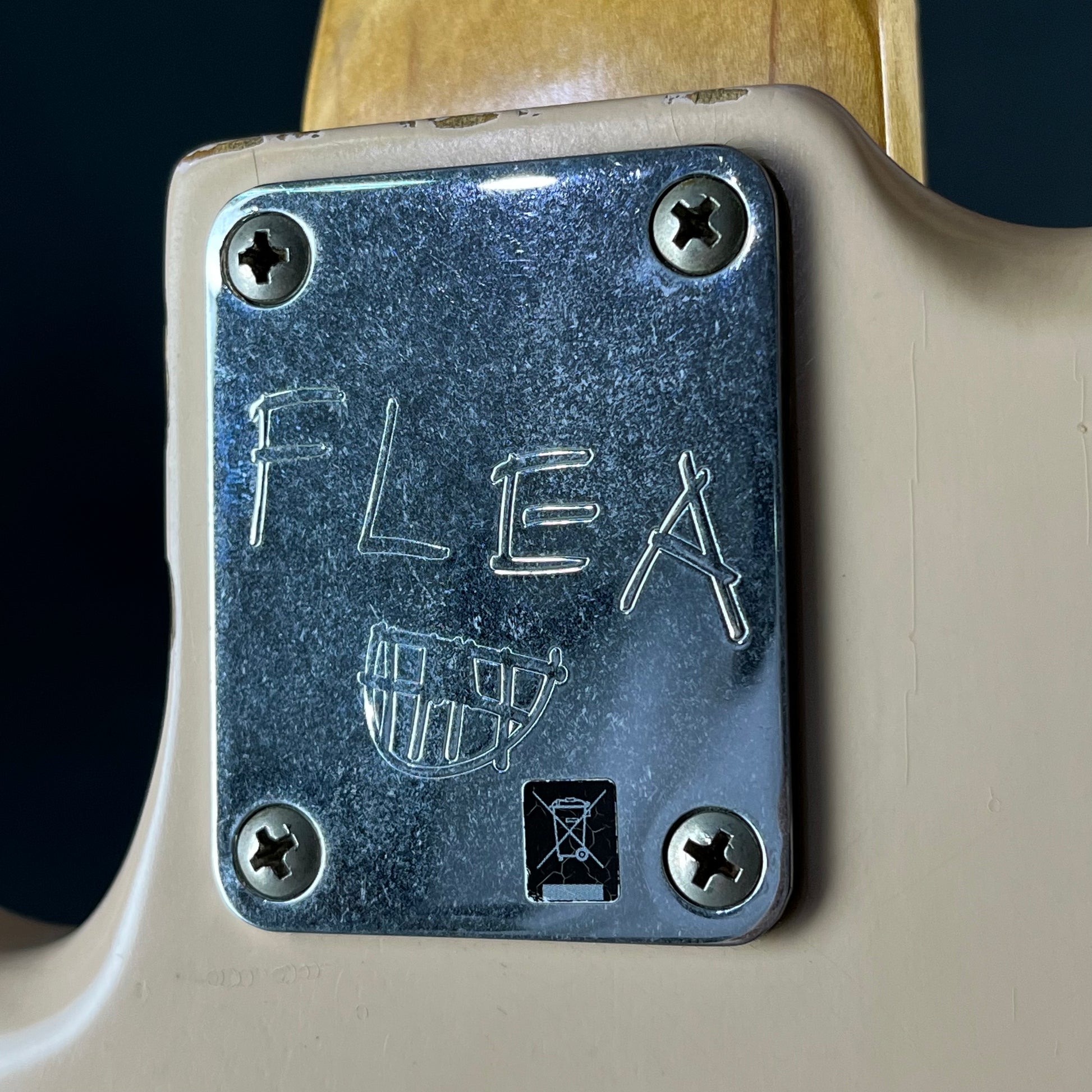 Fender FLEA Jazz Bass