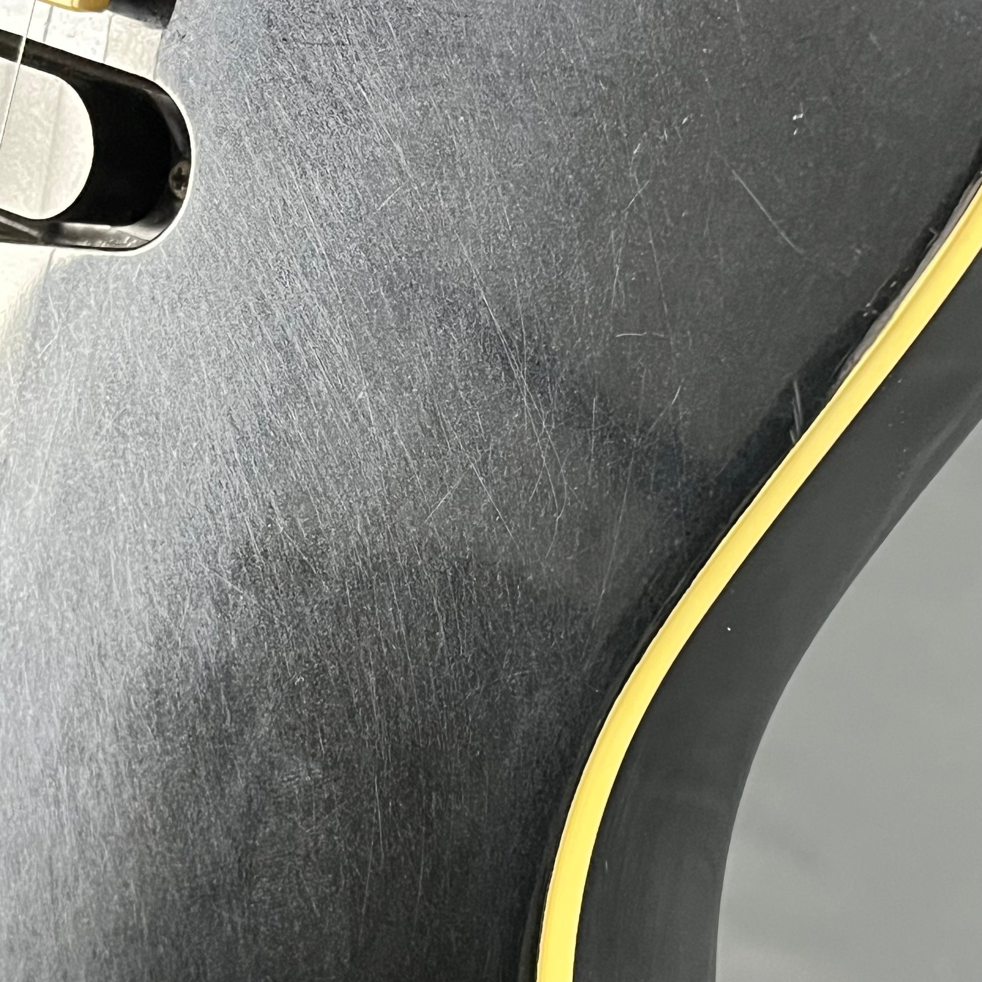 FERNANDES TEJ Limted Edition