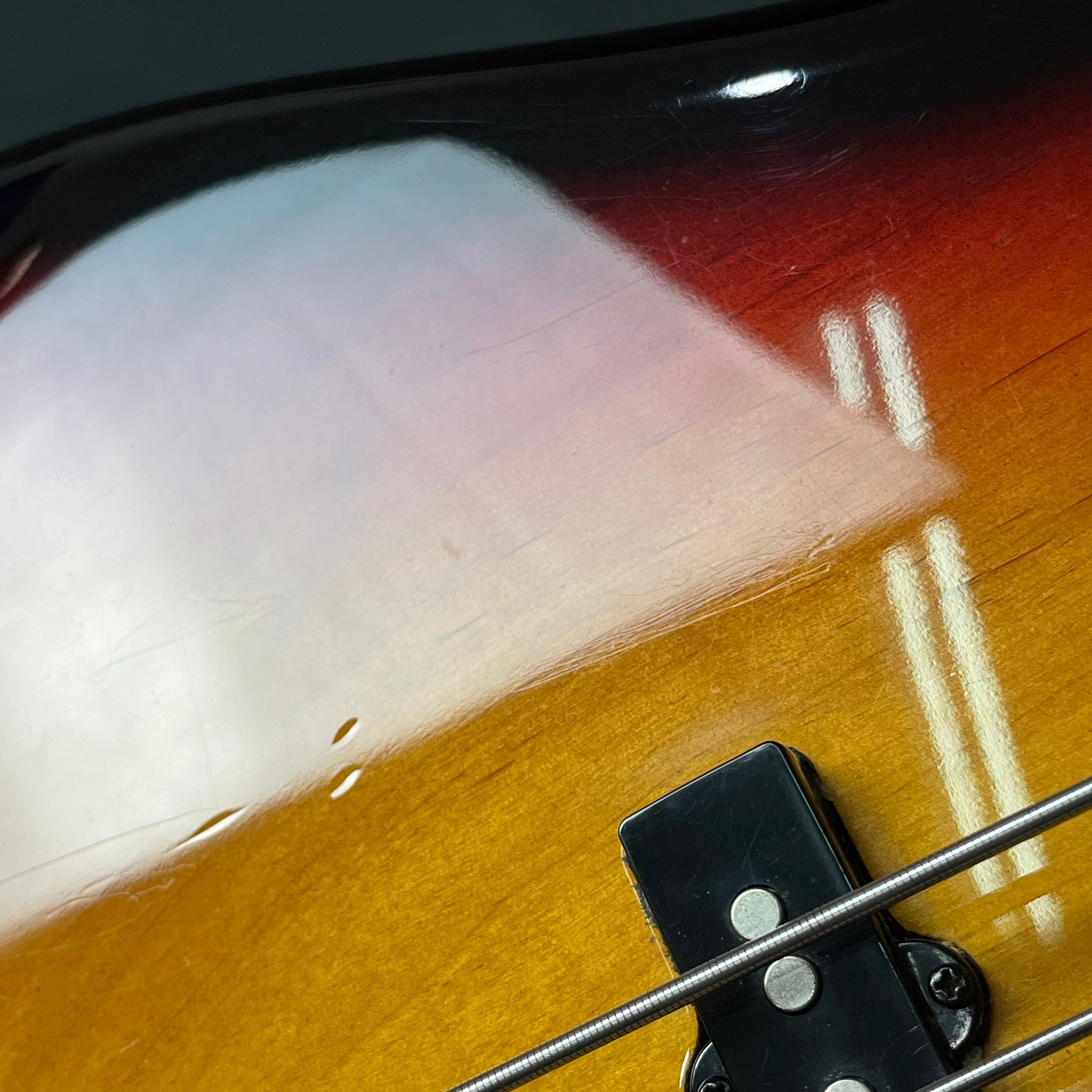 Bacchus Global Series Fretless Bass 3TS