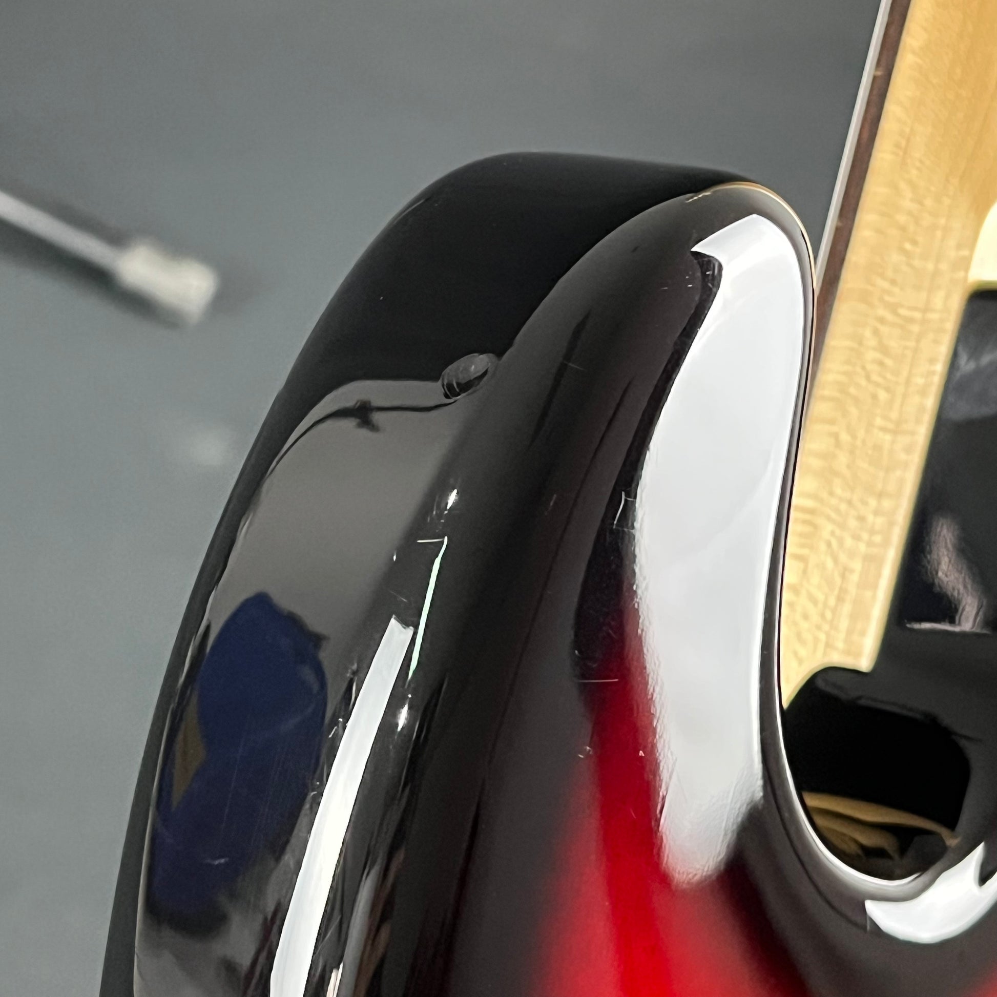 Bacchus Global Series Fretless Bass 3TS