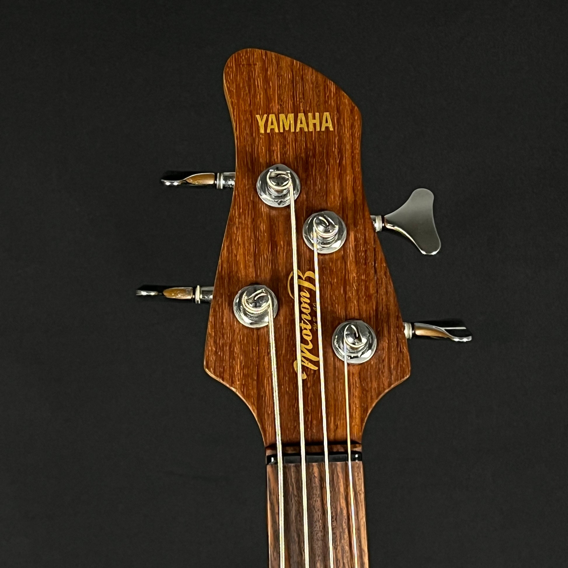 YAMAHA MB40 Bass