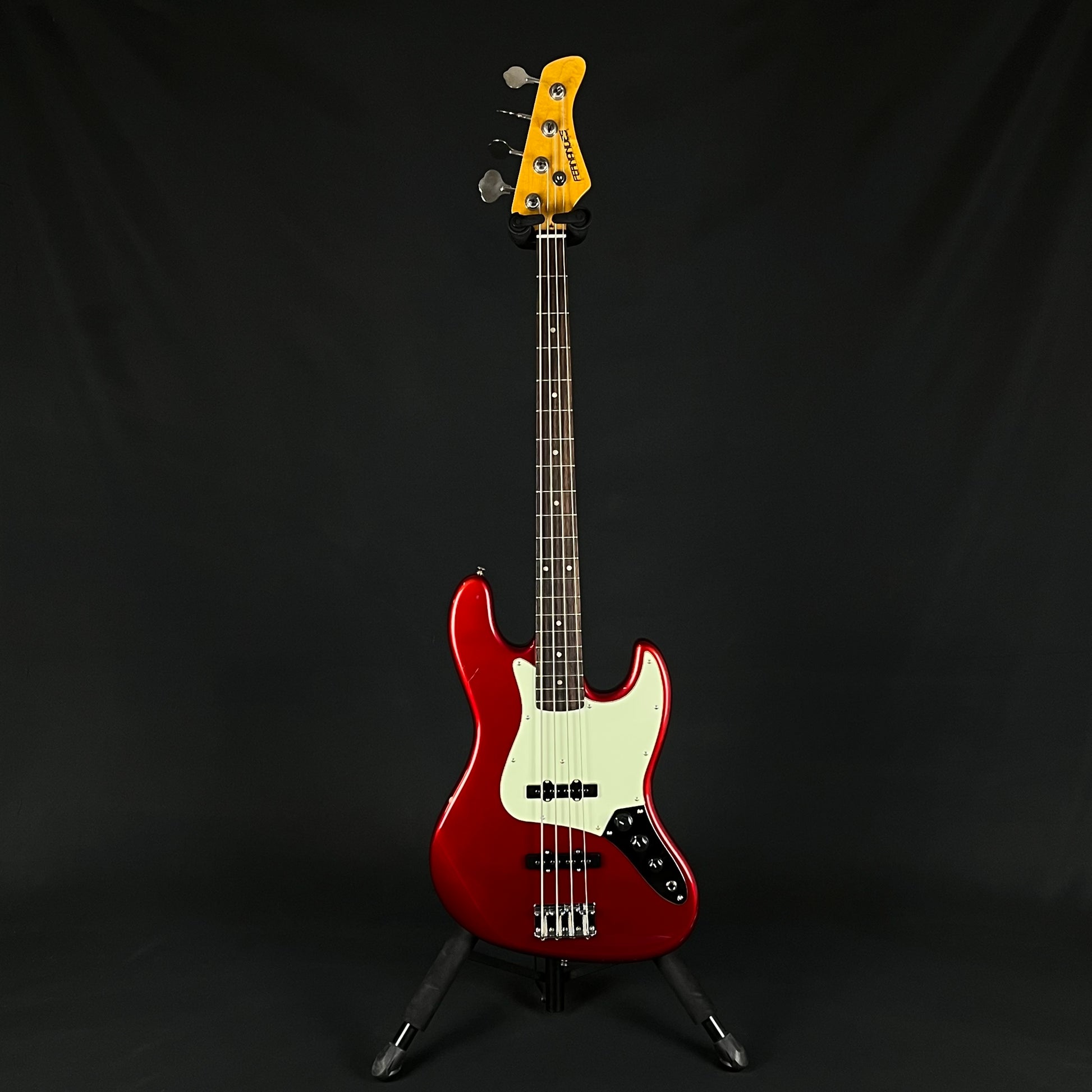Fernandes Jazz Bass