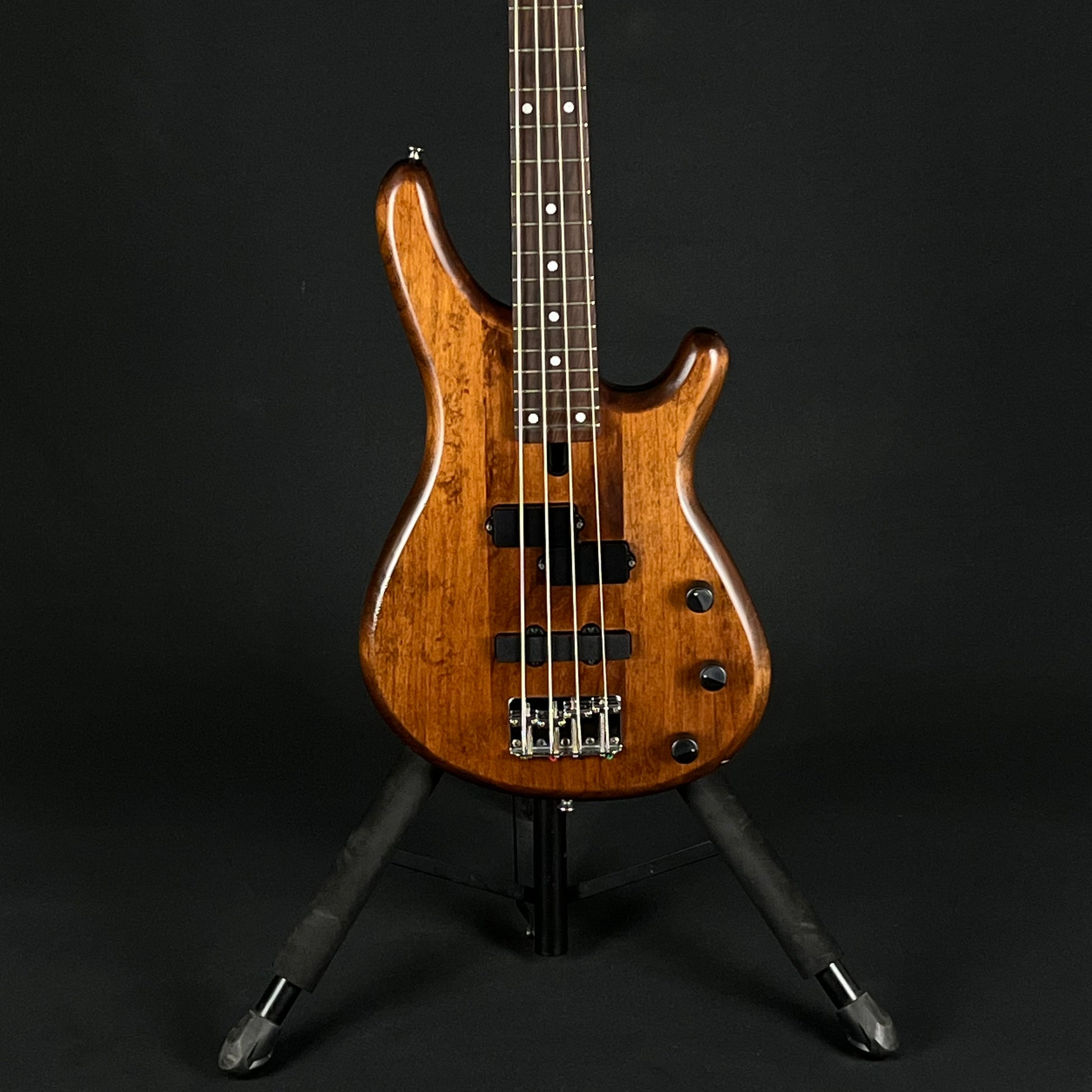 YAMAHA MB40 Bass