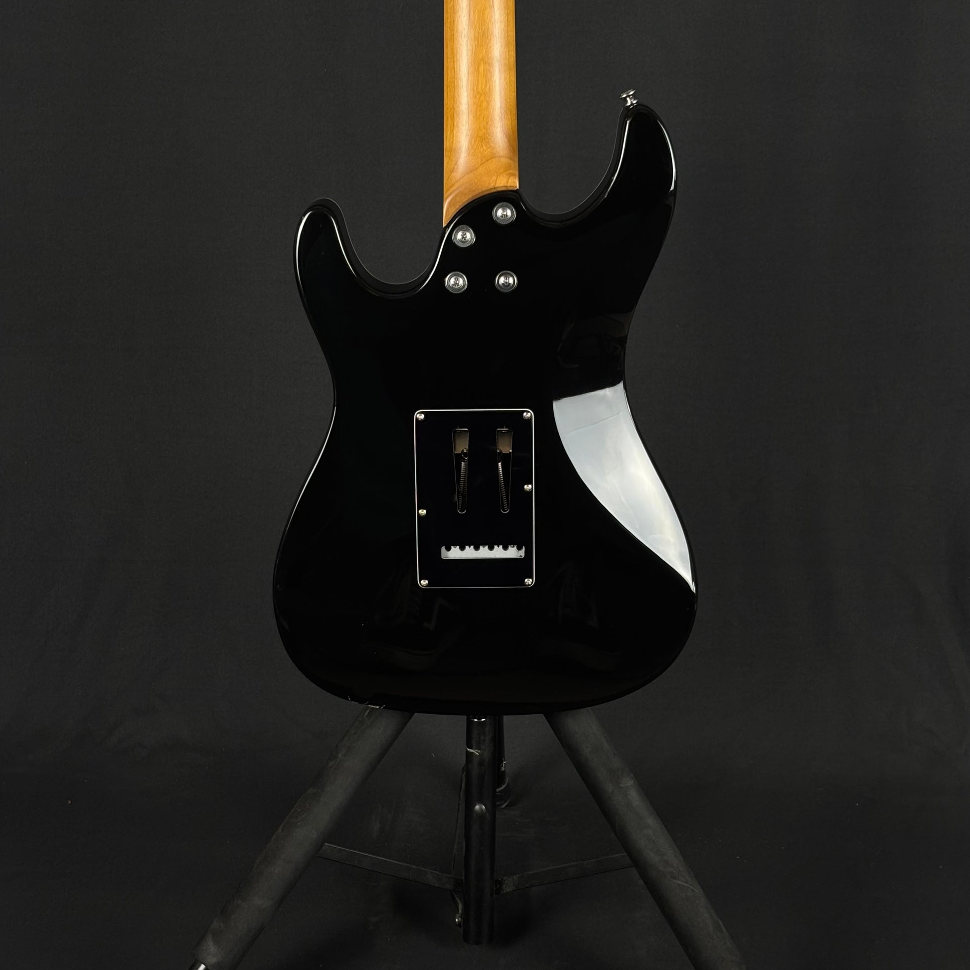 ARIA Pro II 714-BLACK
