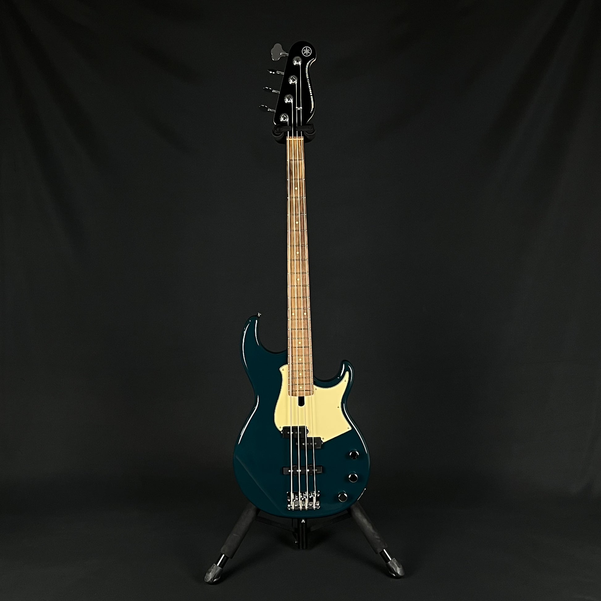 YAMAHA BB434 Bass