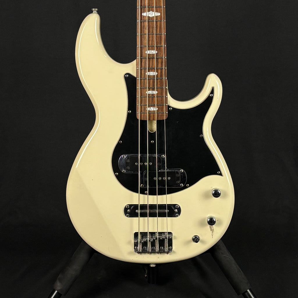 YAMAHA BB414X Bass