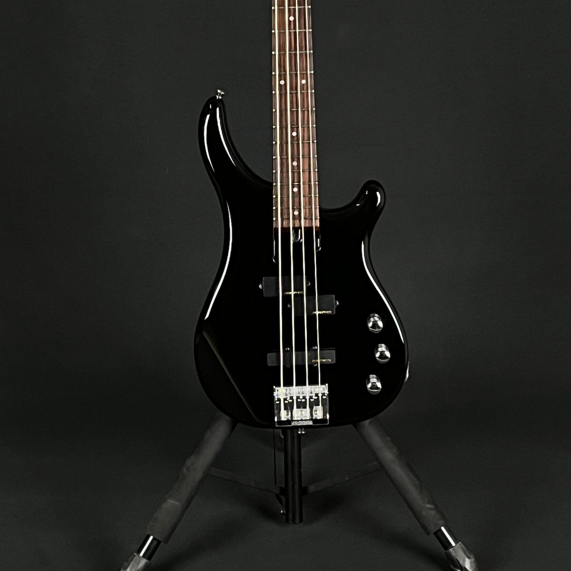 Fernandes Jazz Bass