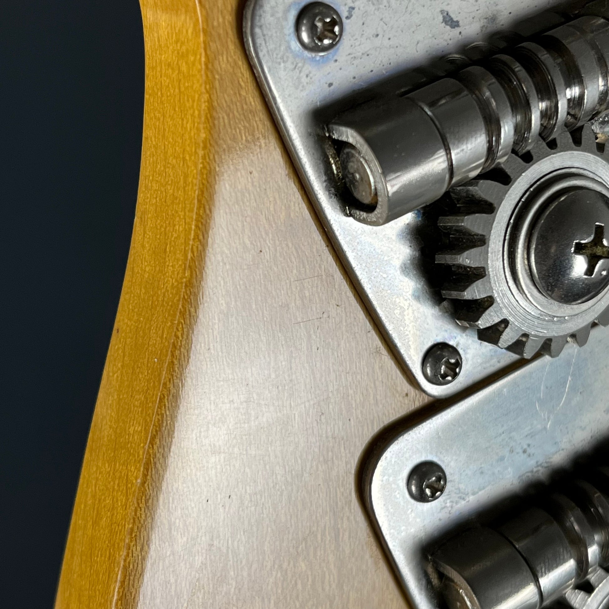 Squier Japan JV Series Jazz Bass 1982-1984