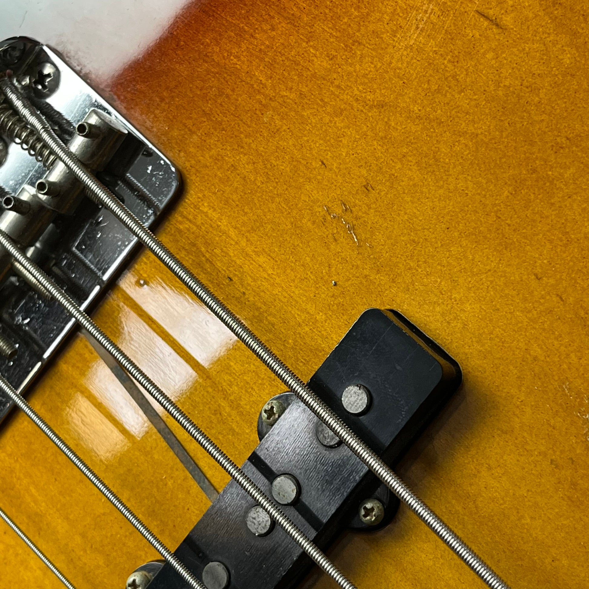 Squier Japan JV Series Jazz Bass 1982-1984