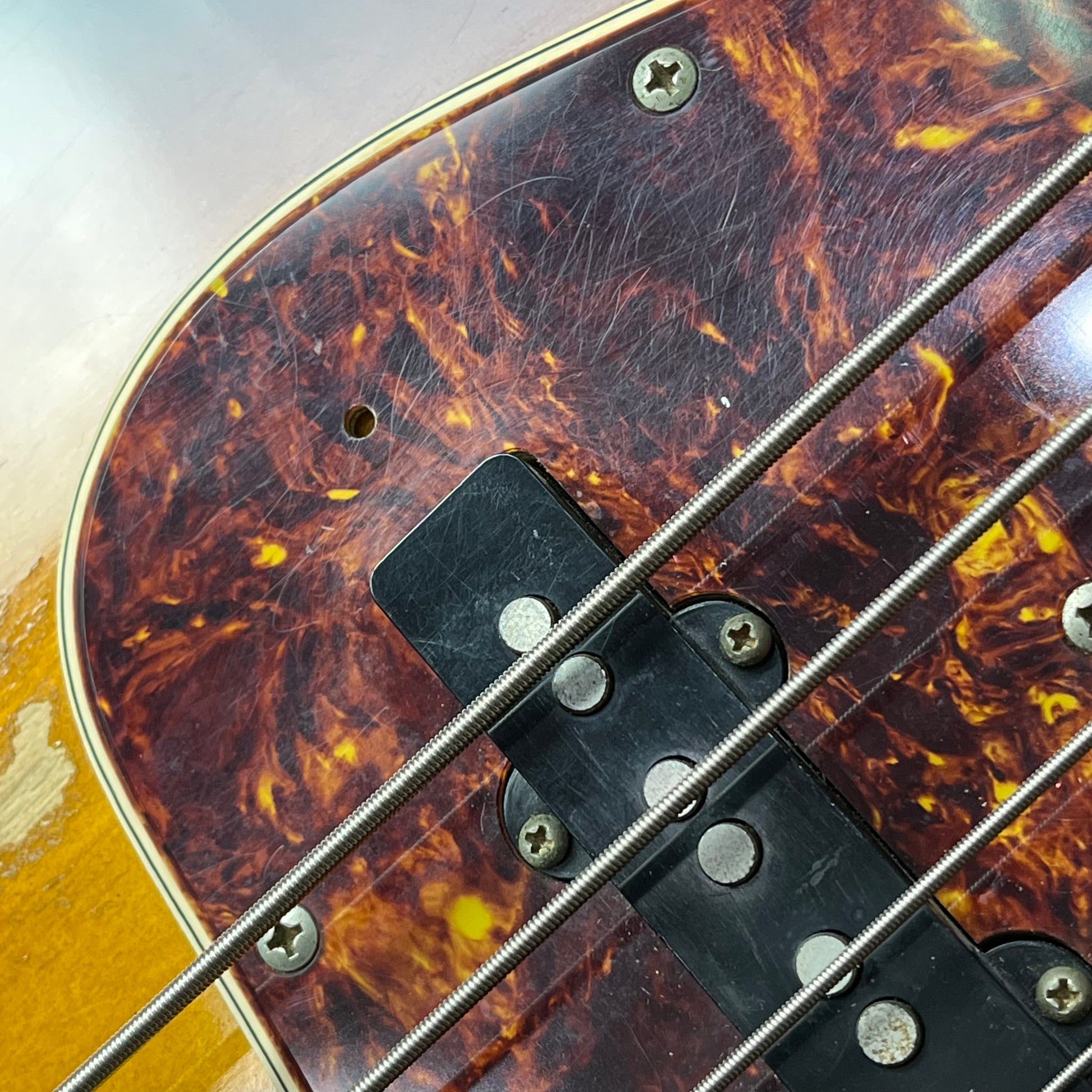 Squier Japan JV Series Jazz Bass 1982-1984