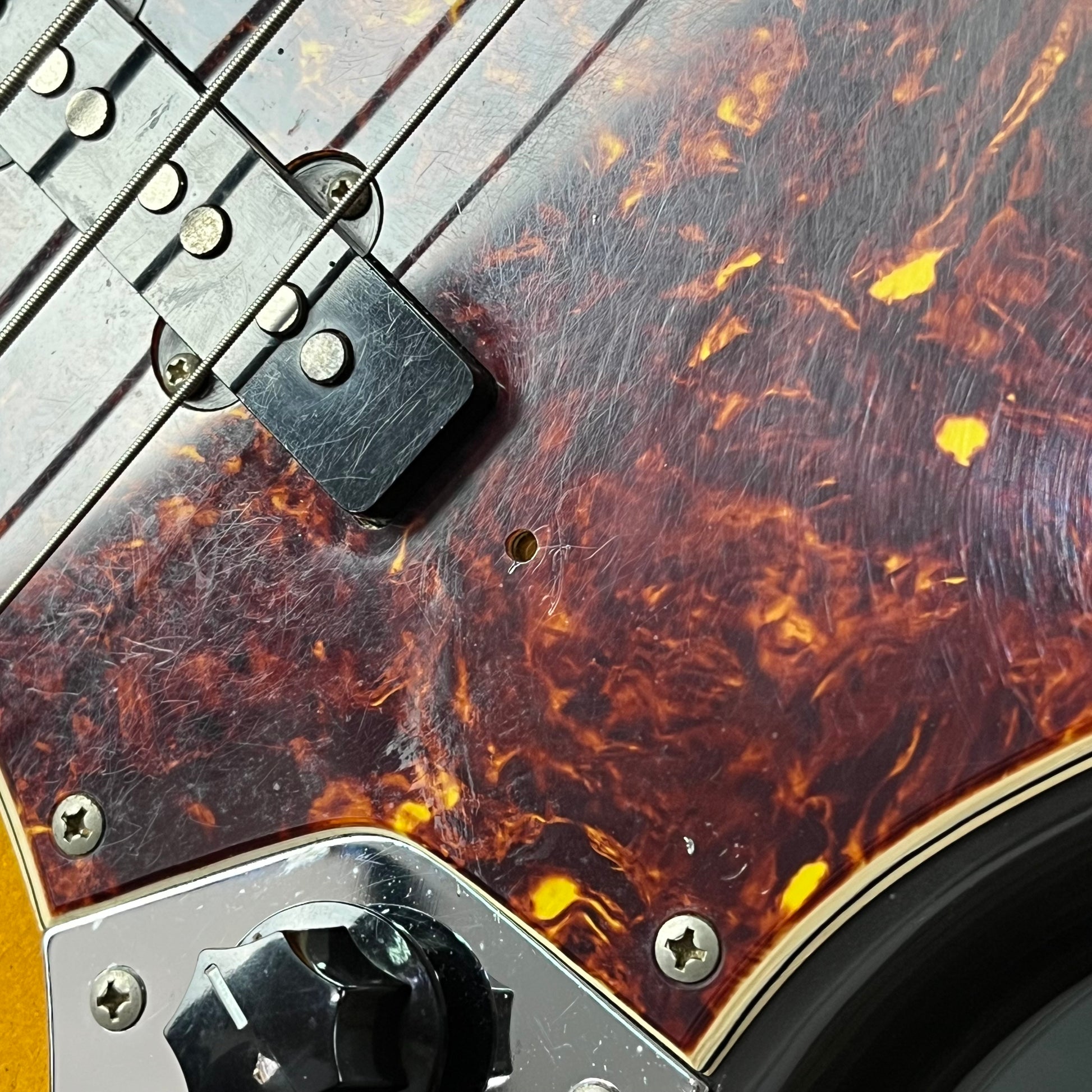 Squier Japan JV Series Jazz Bass 1982-1984