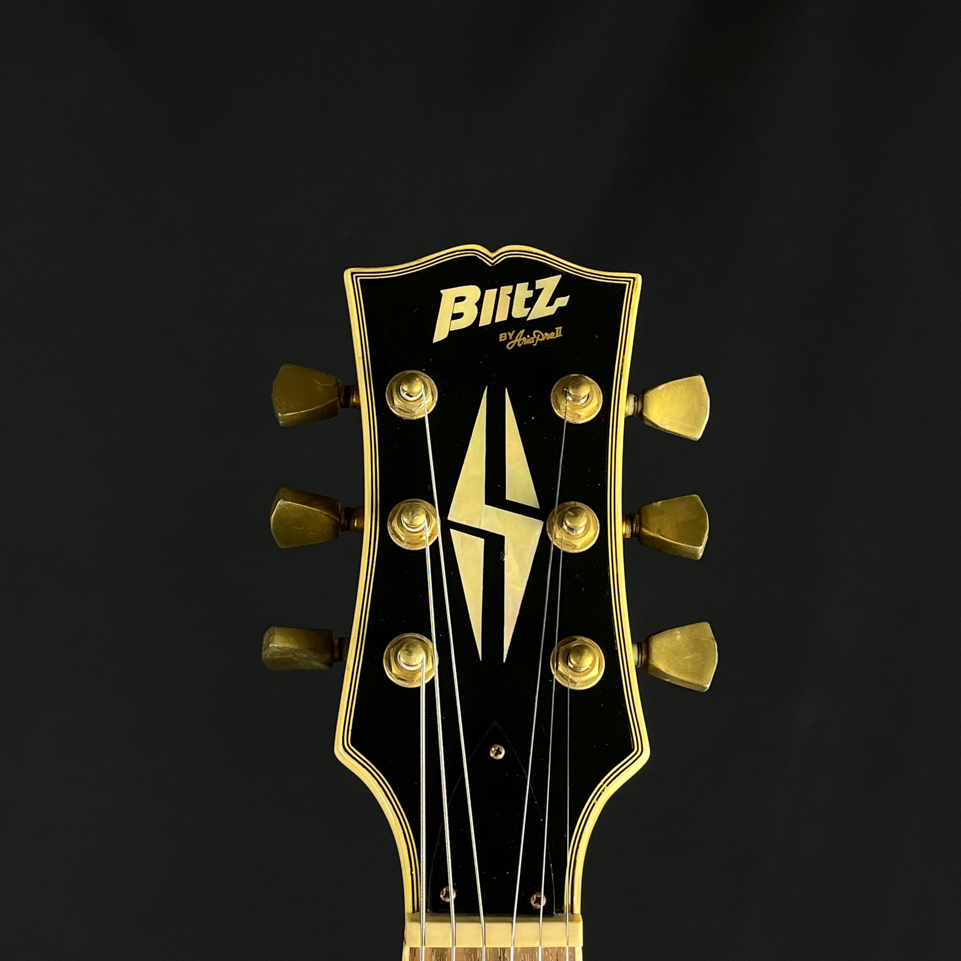 Blitz by Aria Pro II Les Paul Custom