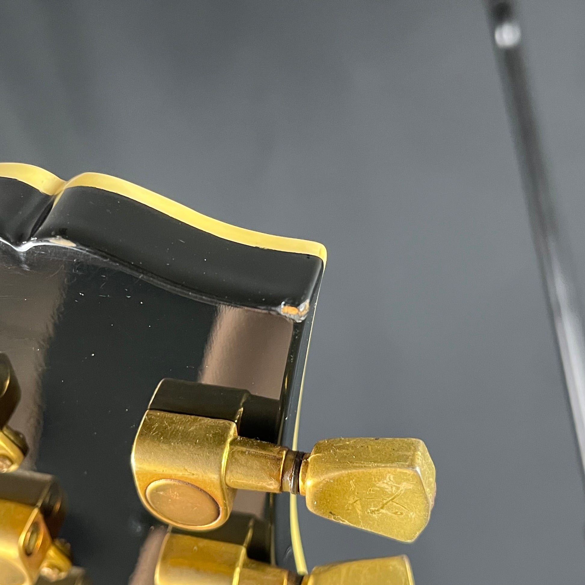 Blitz by Aria Pro II Les Paul Custom
