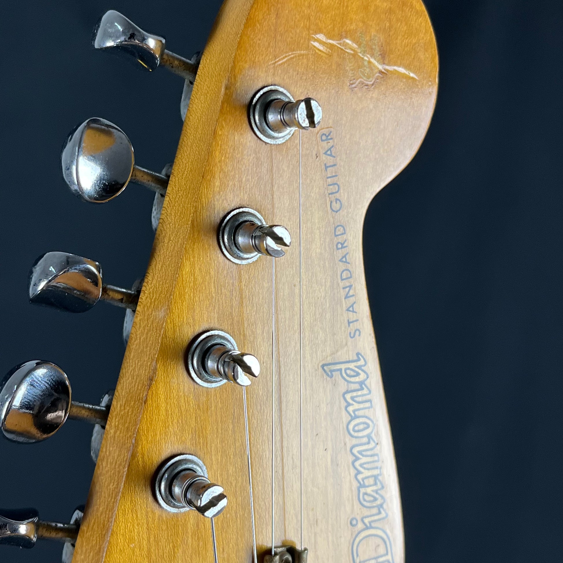 Diamond Strandard Stratocaster