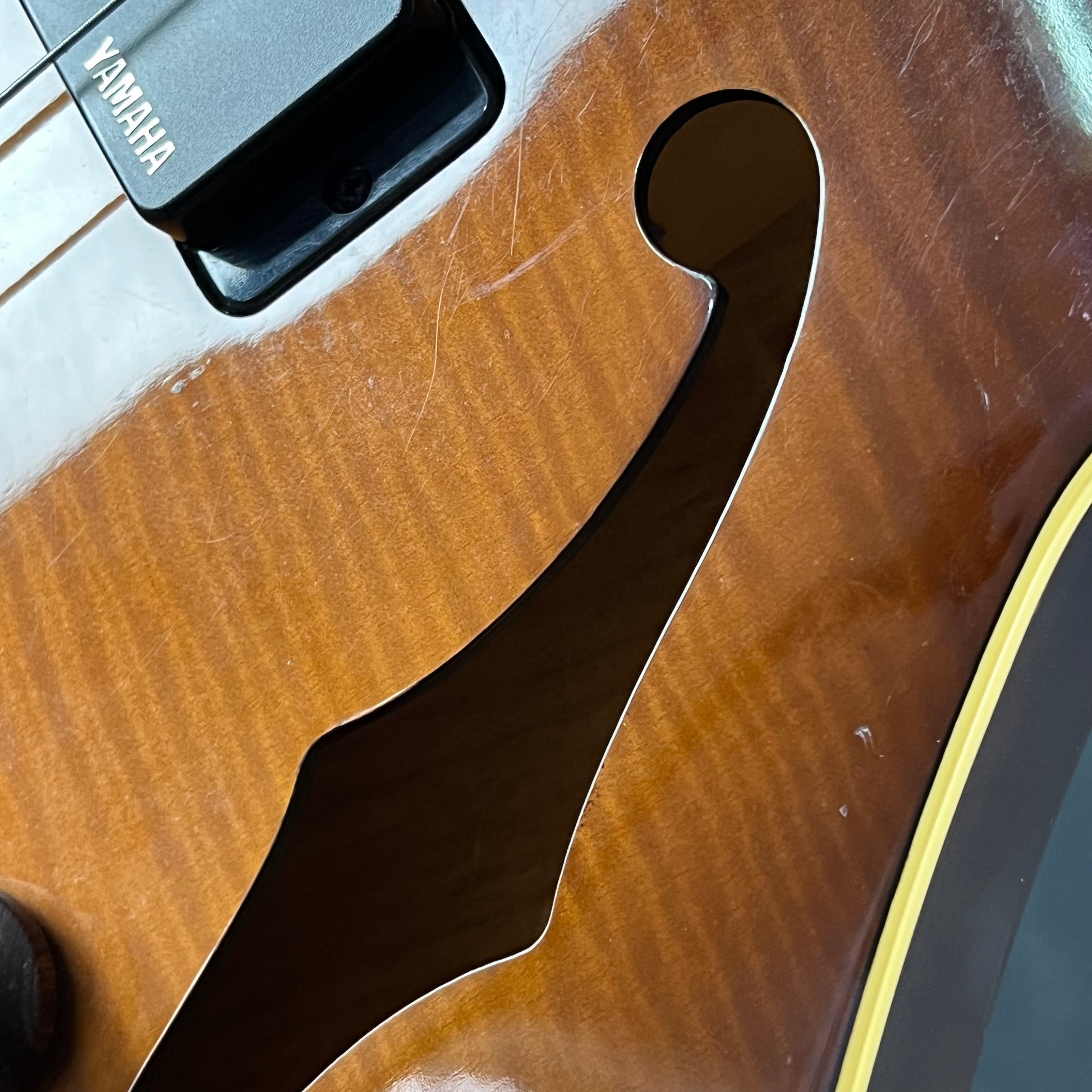 YAMAHA BEX-4 Bass