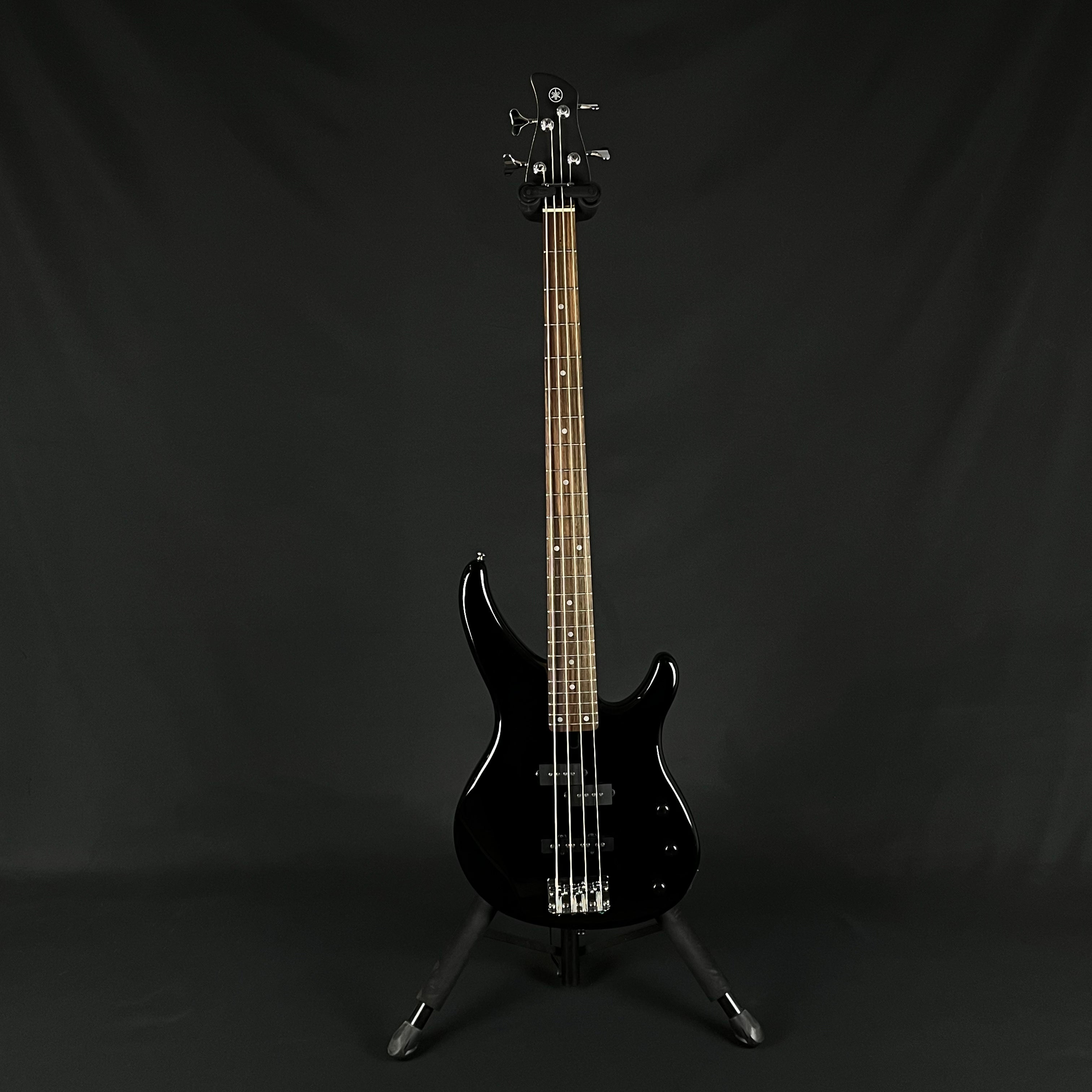 YAMAHA TRBX174 Bass